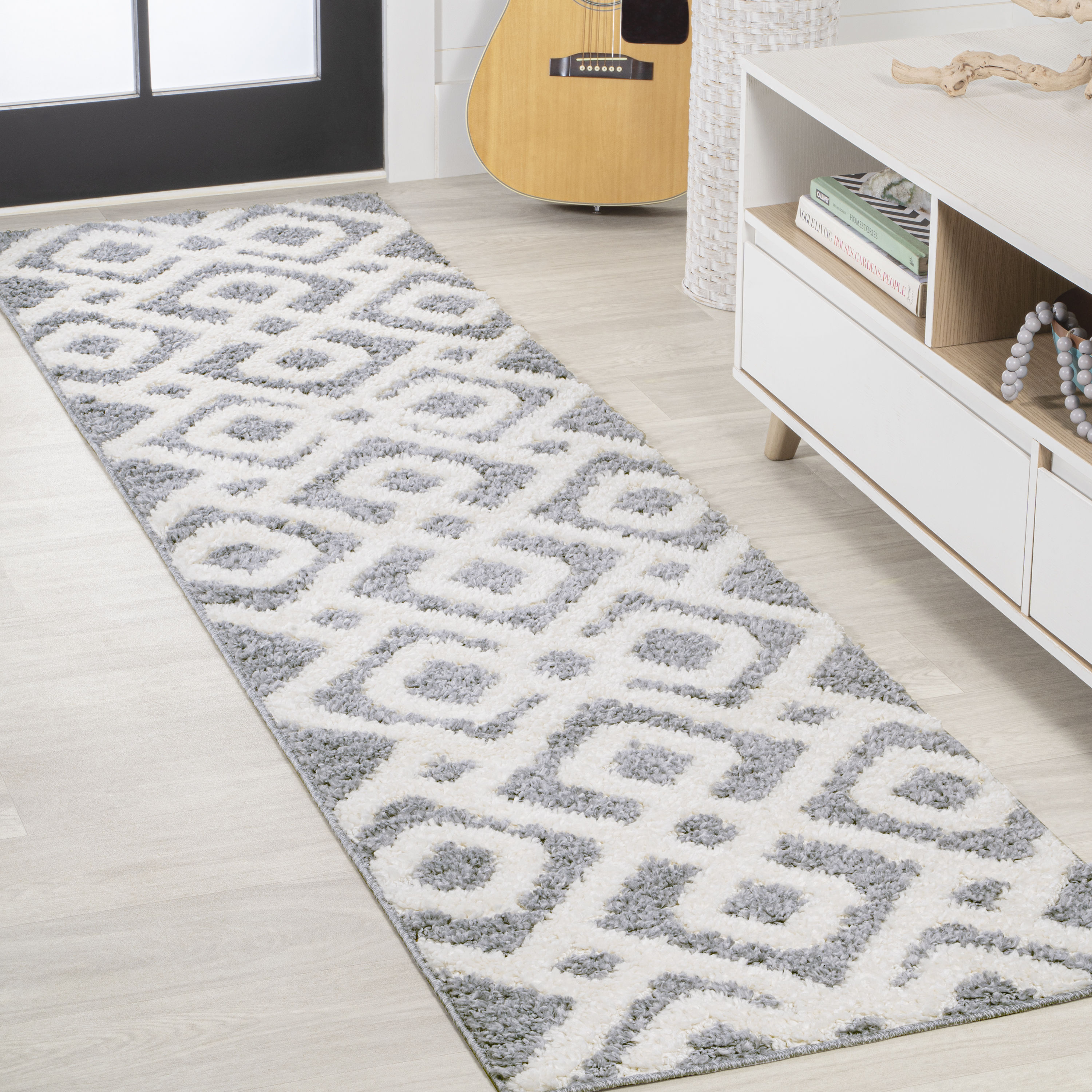 JONATHAN  Y SNT103B-28 Santa Theresa Astrid Retro High-Low 2 x 8 (ft) Loomed Polypropylene Cream/Gray Rectangular Indoor Trellis Bohemian/Eclectic Runner rug