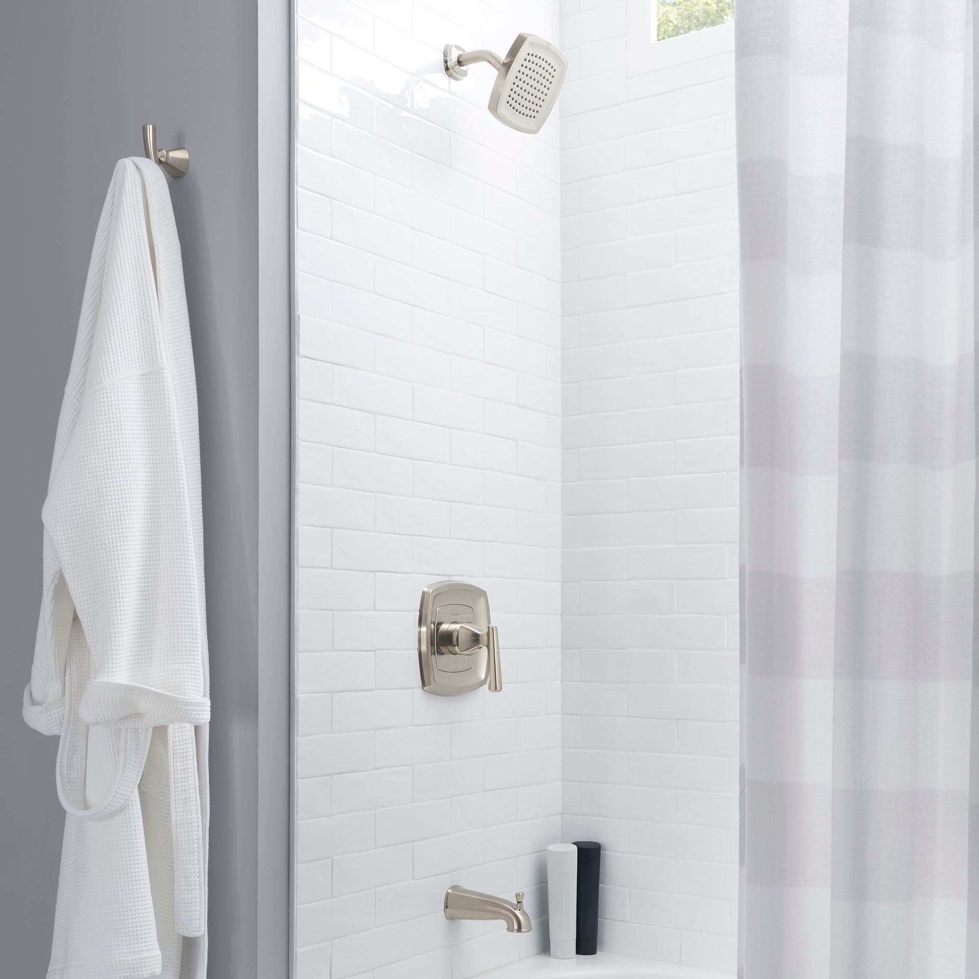 American Standard TU018502.295 Tub-Shower-Faucets - View #3