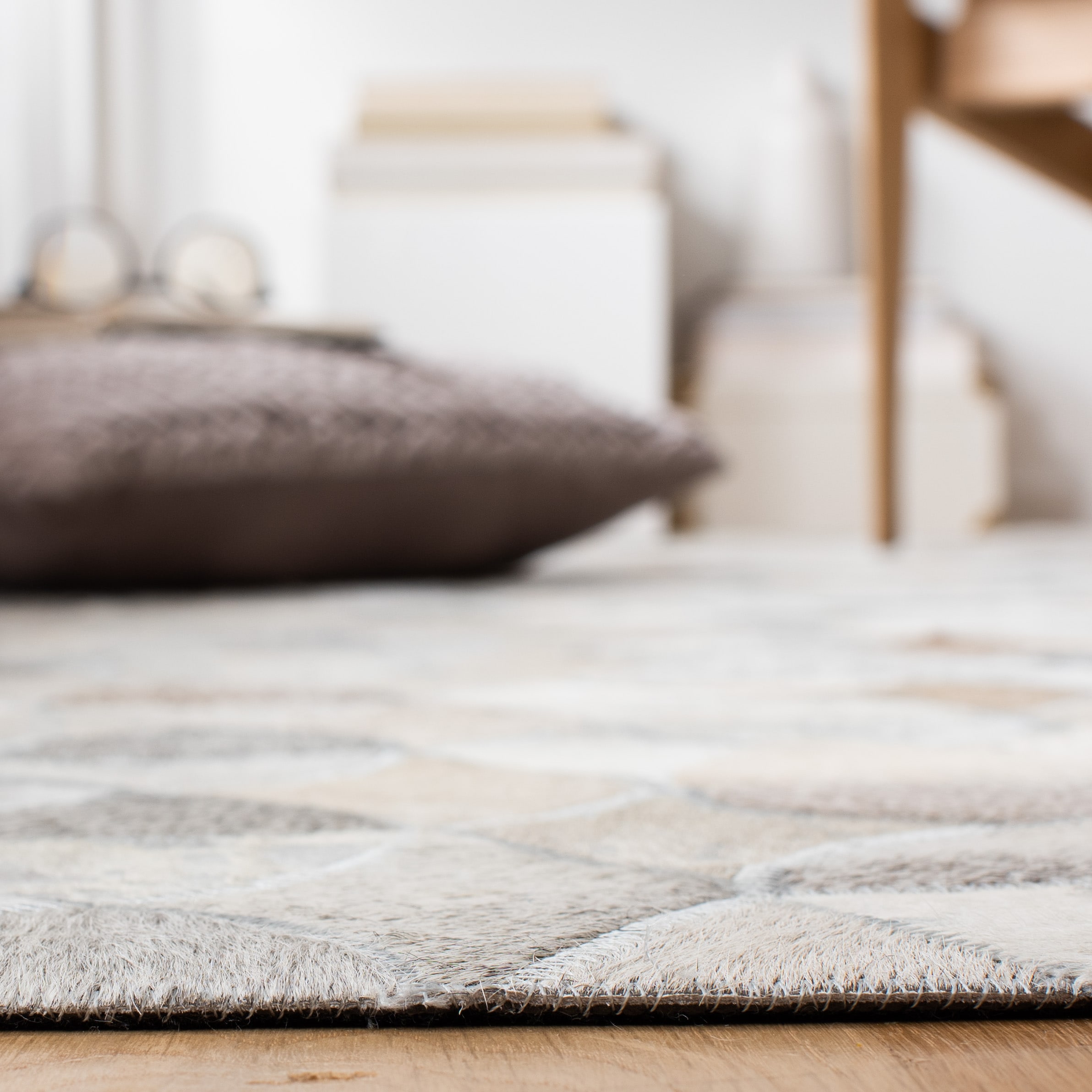 Gray Geometric Handmade Cowhide 3' x 5' Area Rug