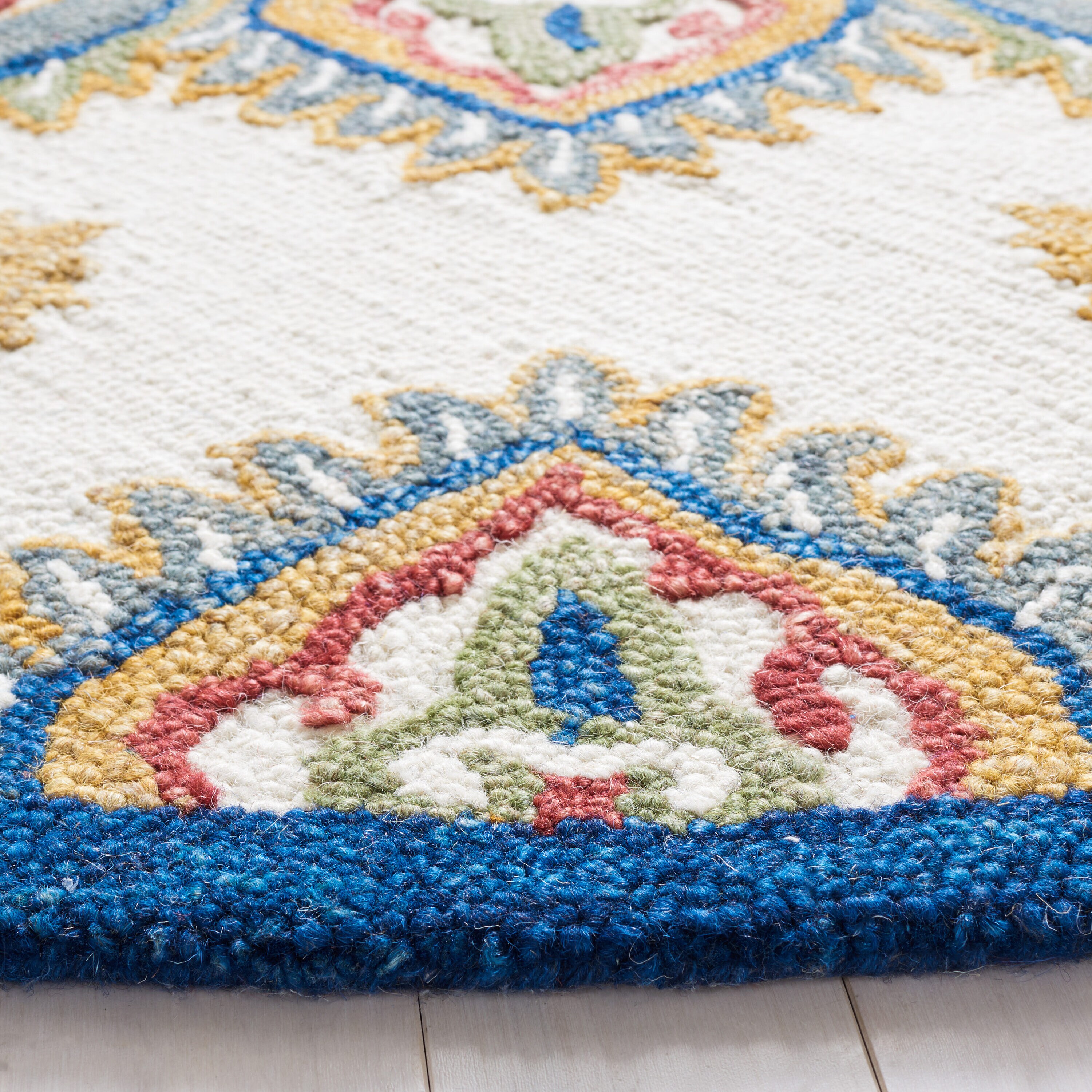 Safavieh BLM561A-6R rugs - View #3
