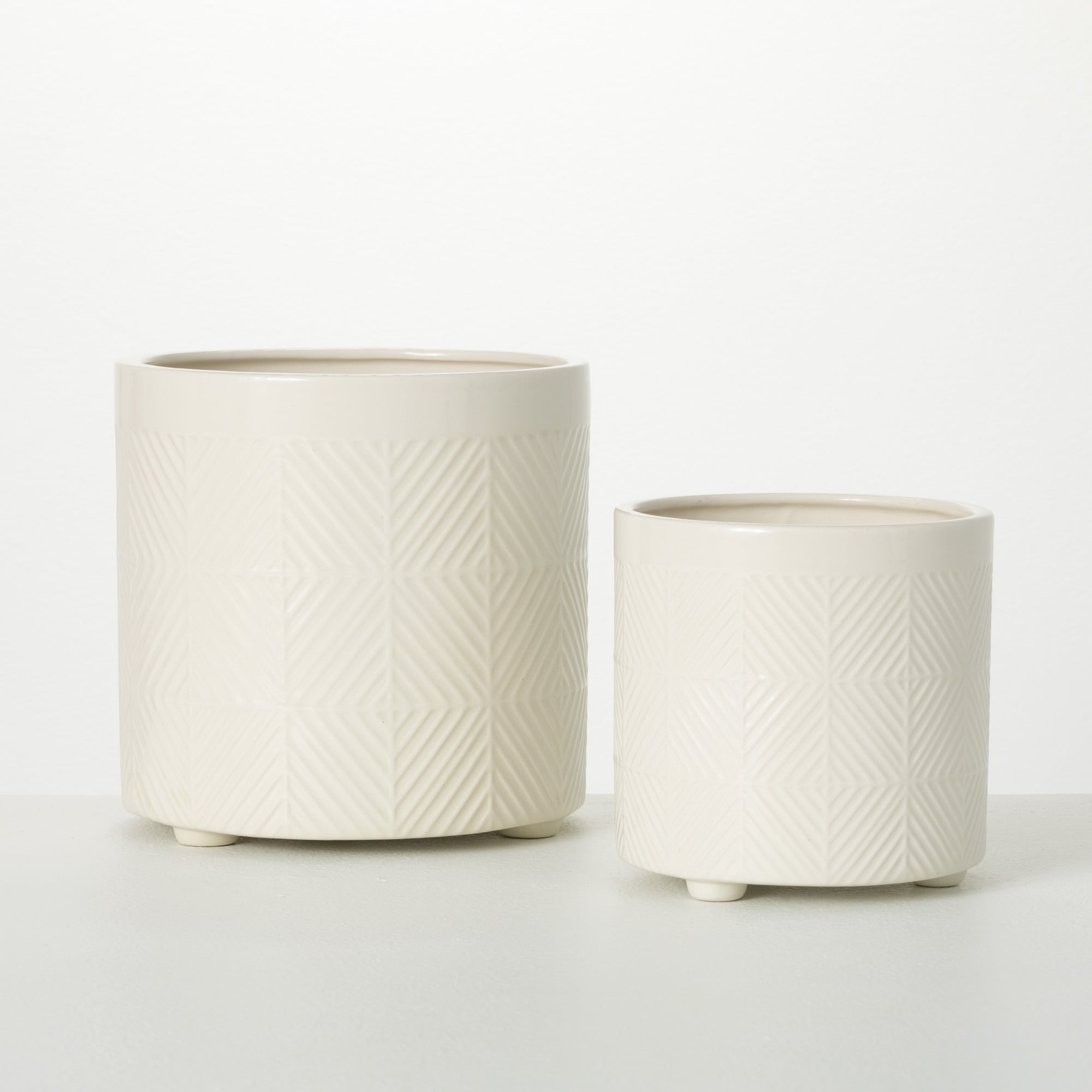 Sullivans CM3087 2 -Pack Round 8.0-in W x 8-in H x 8-in D White Ceramic Indoor Planter