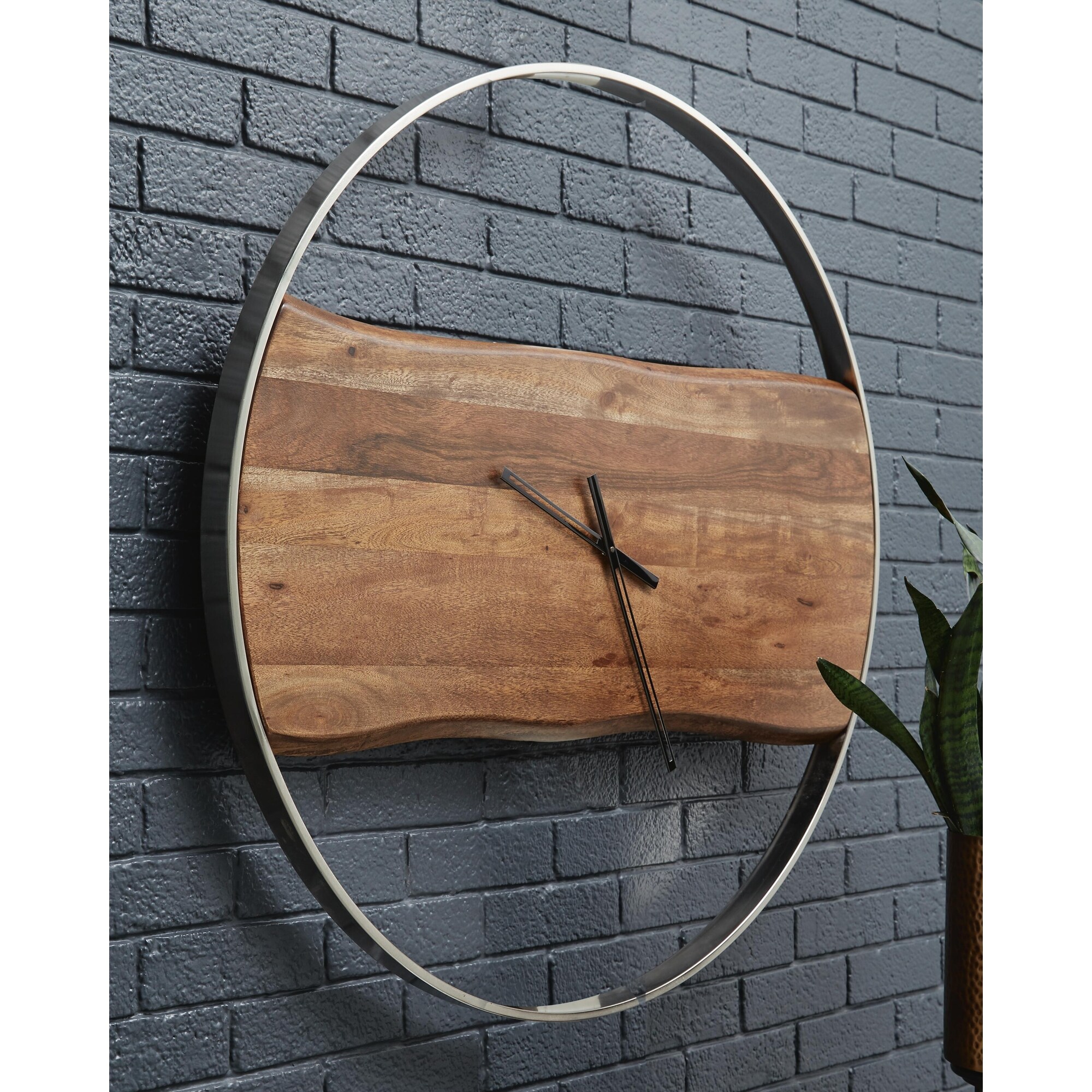 Signature Design by Ashley A8010198 Indoor-Outdoor-Clocks - View #2