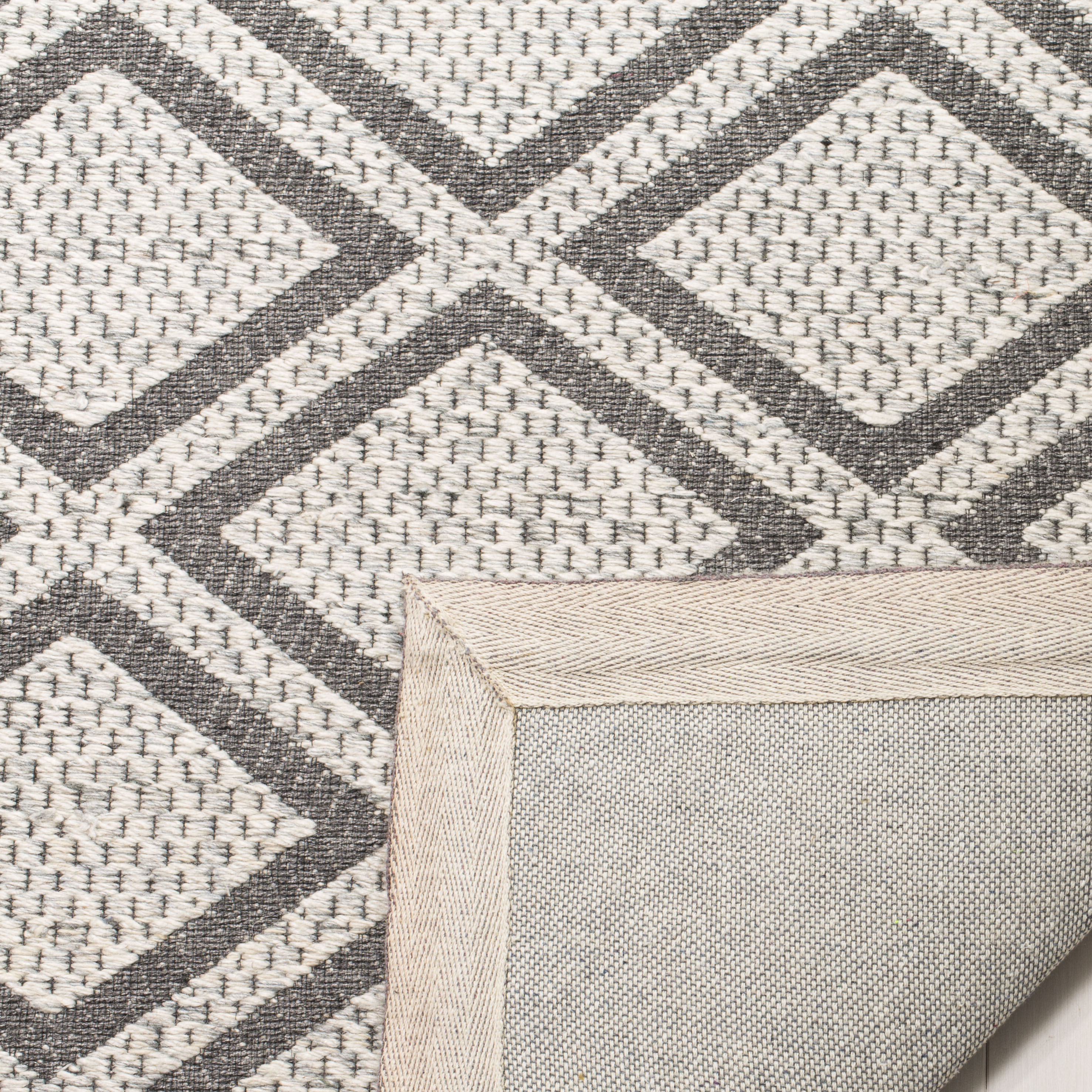 Gray Rectangular Hand Tufted Wool Area Rug