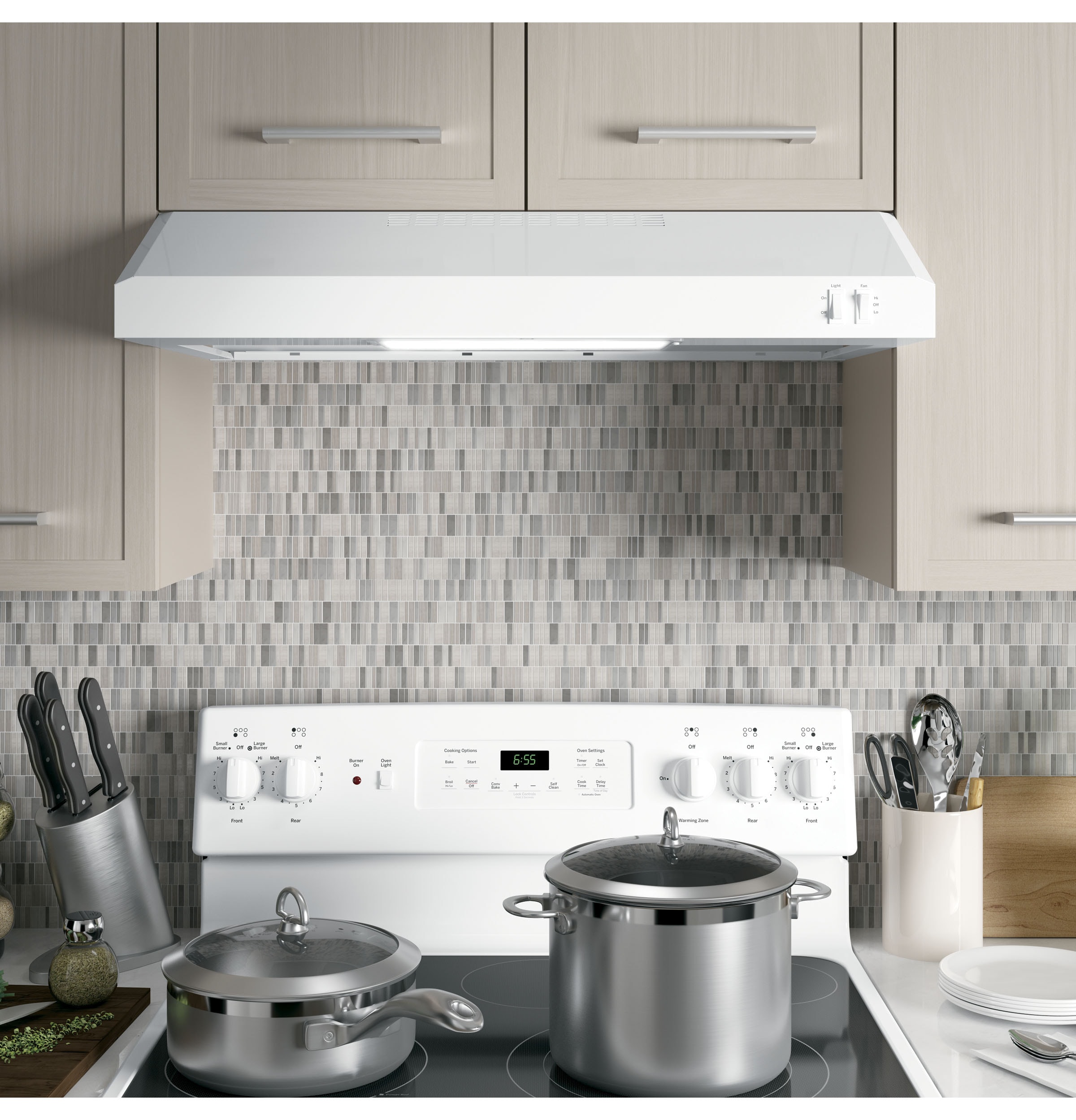 GE 30-in 200-CFM Convertible White Under Cabinet Range Hoods ...