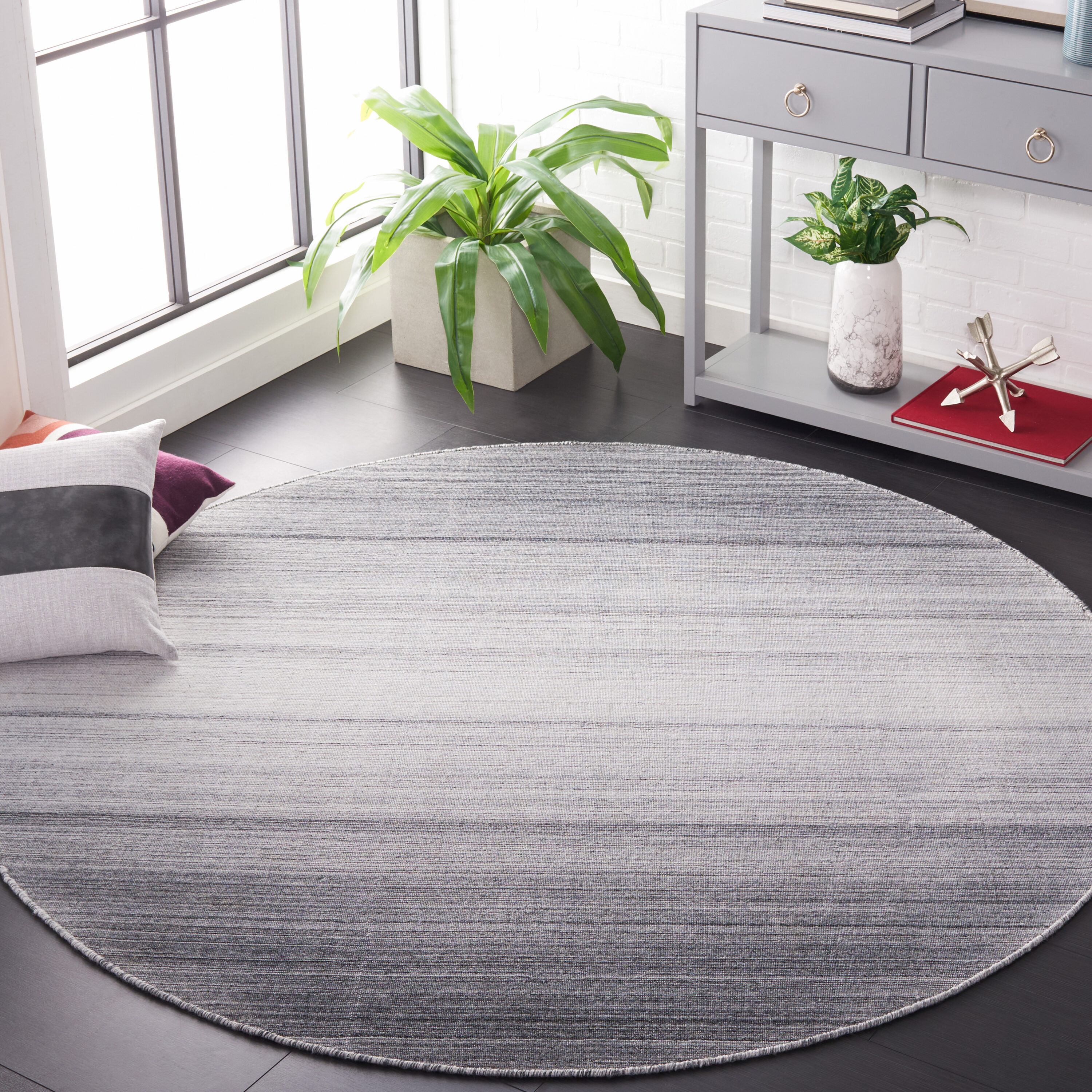  Kilim 305 Dark Gray/Ivory Contemporary 6Ft x 6Ft Round Rug
