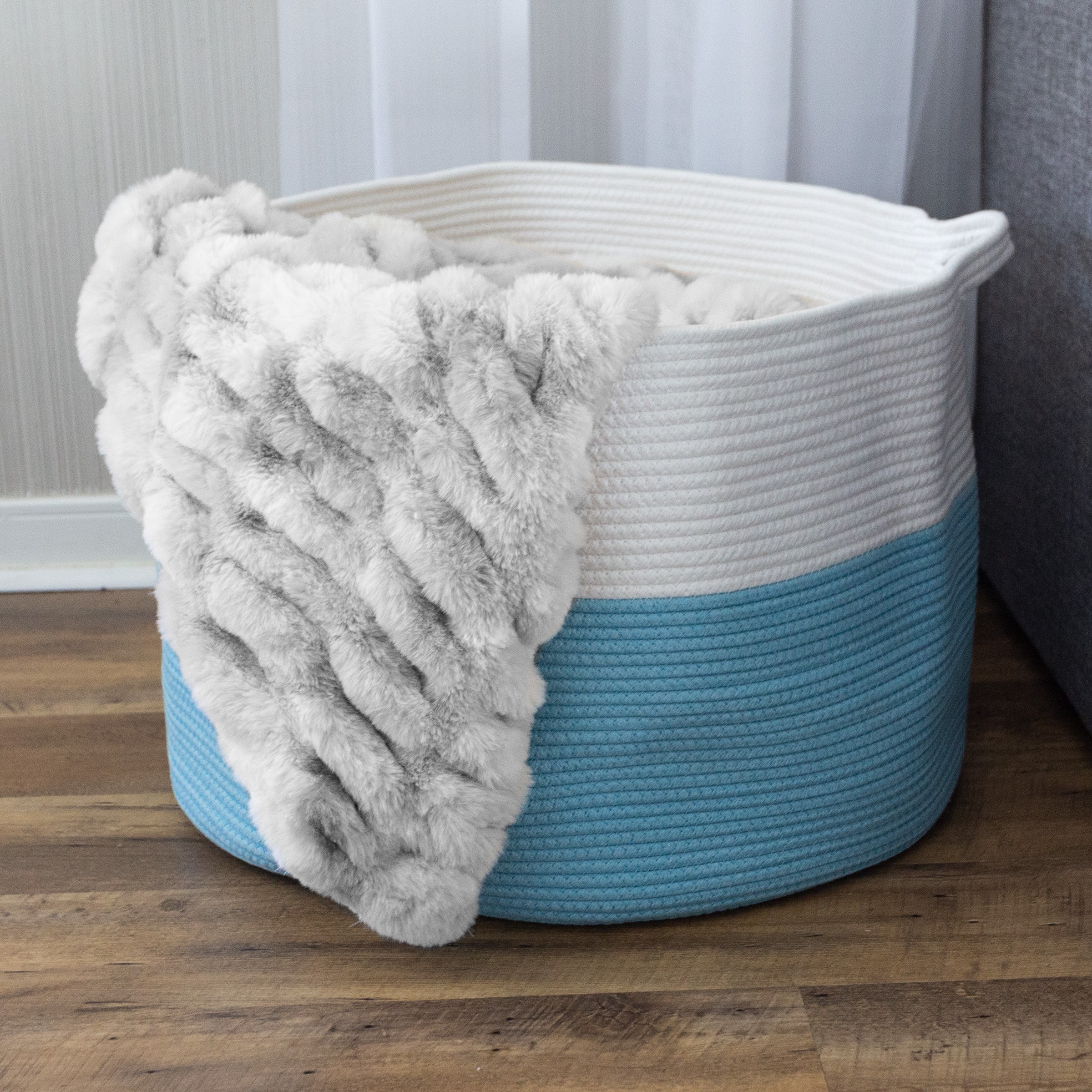Home-Complete ST-HOME1-BLU ( 21.7-in W x 13.8-in H x 21.7-in D ) Blue Cotton Collapsible Basket