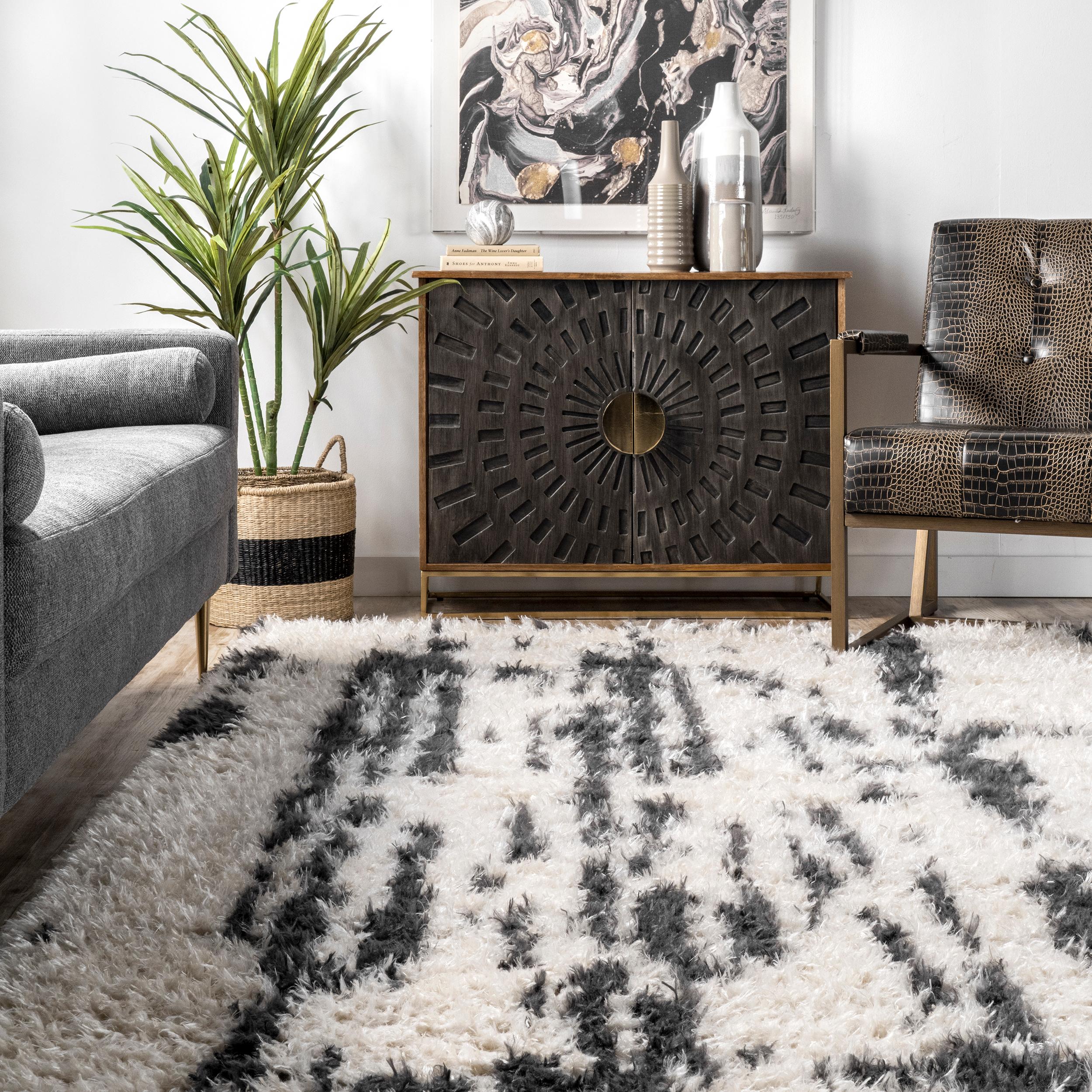 51 Large Area Rugs to Underscore Your Decor with a Designer Touch