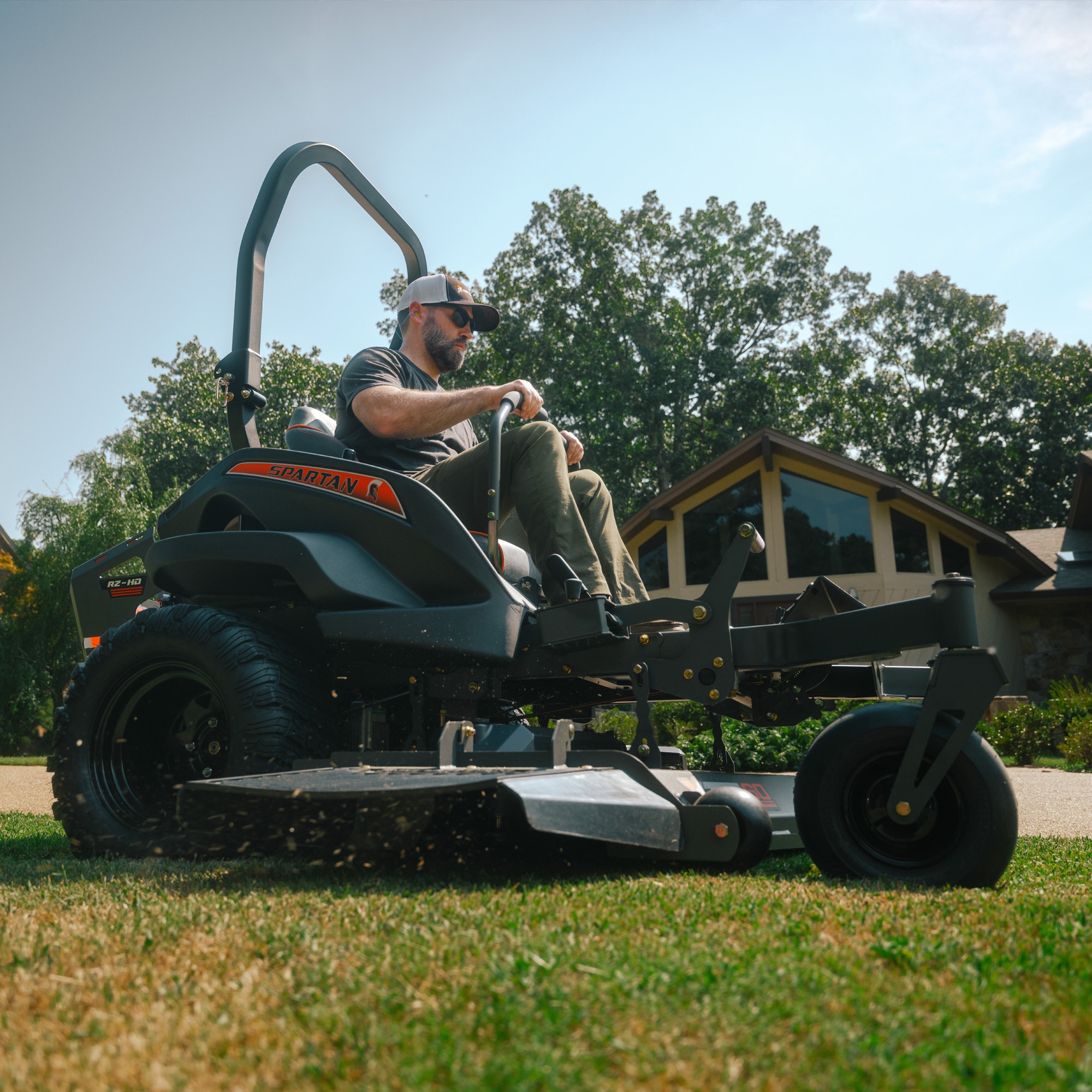 Spartan RSZL2160FX730 Riding-Lawn-Mowers-Tractors - View #9