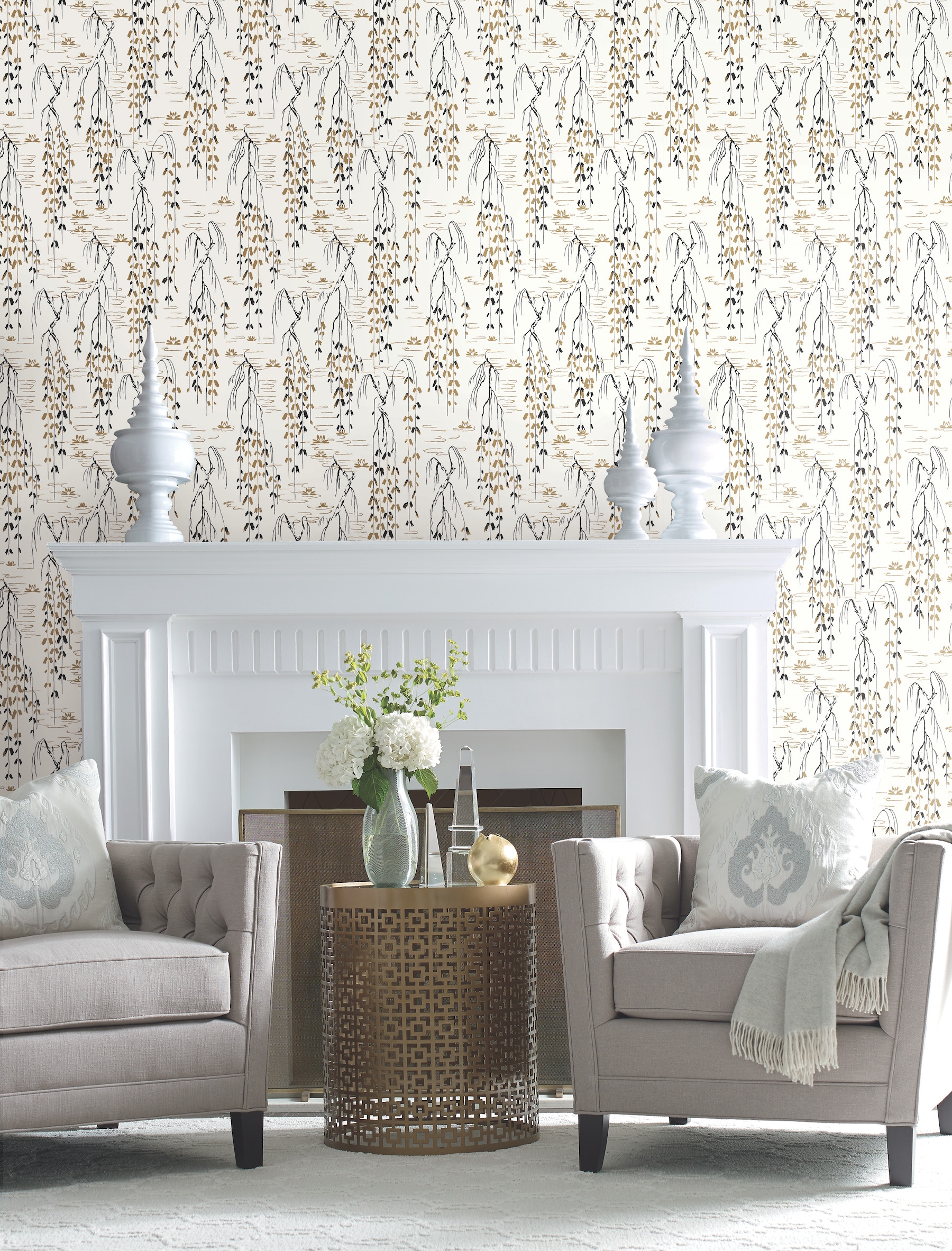 York Wallcoverings Ronald Redding Designs Tea Garden 60.8-sq Ft White ...