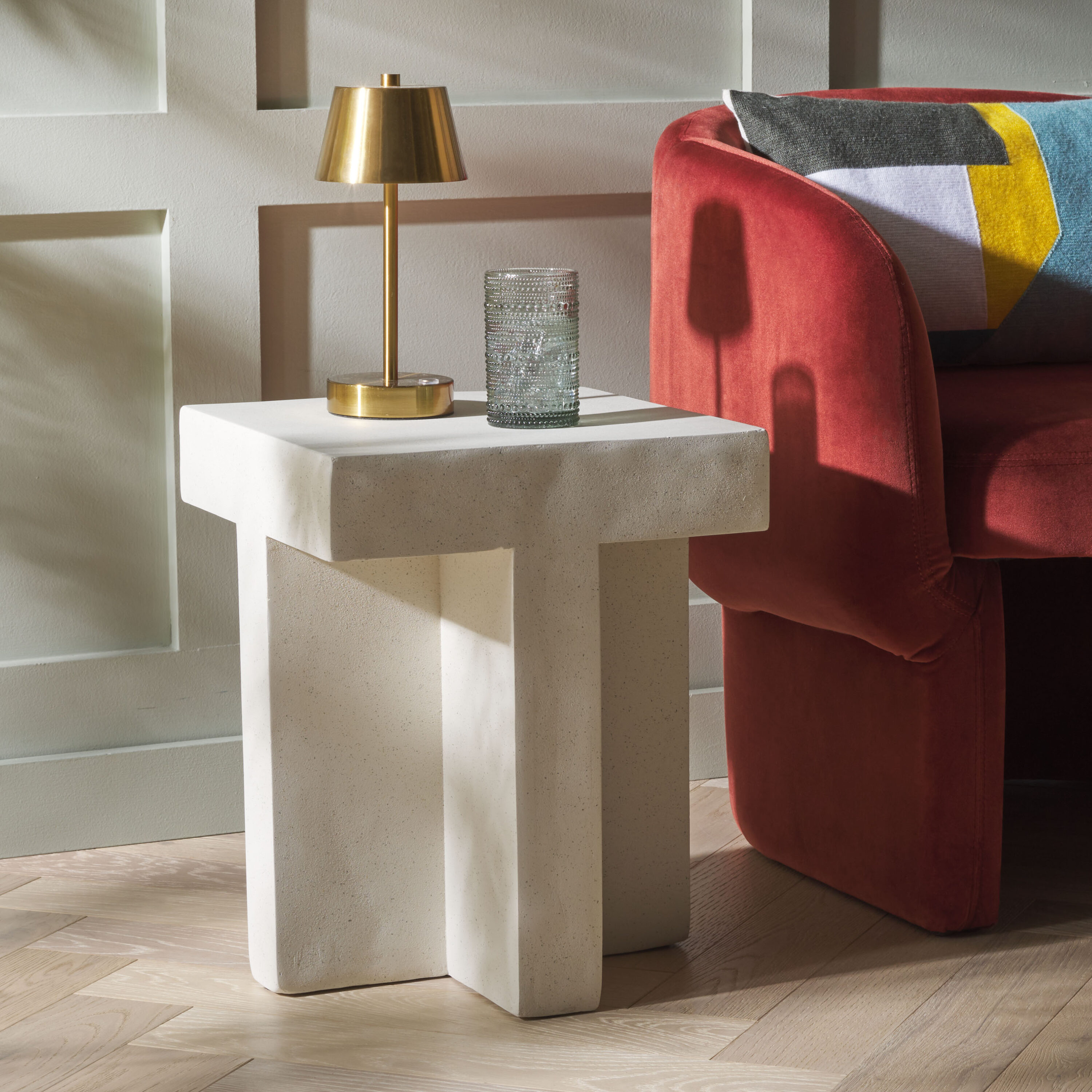 Safavieh ACC2820A Modern White Accent Table Set