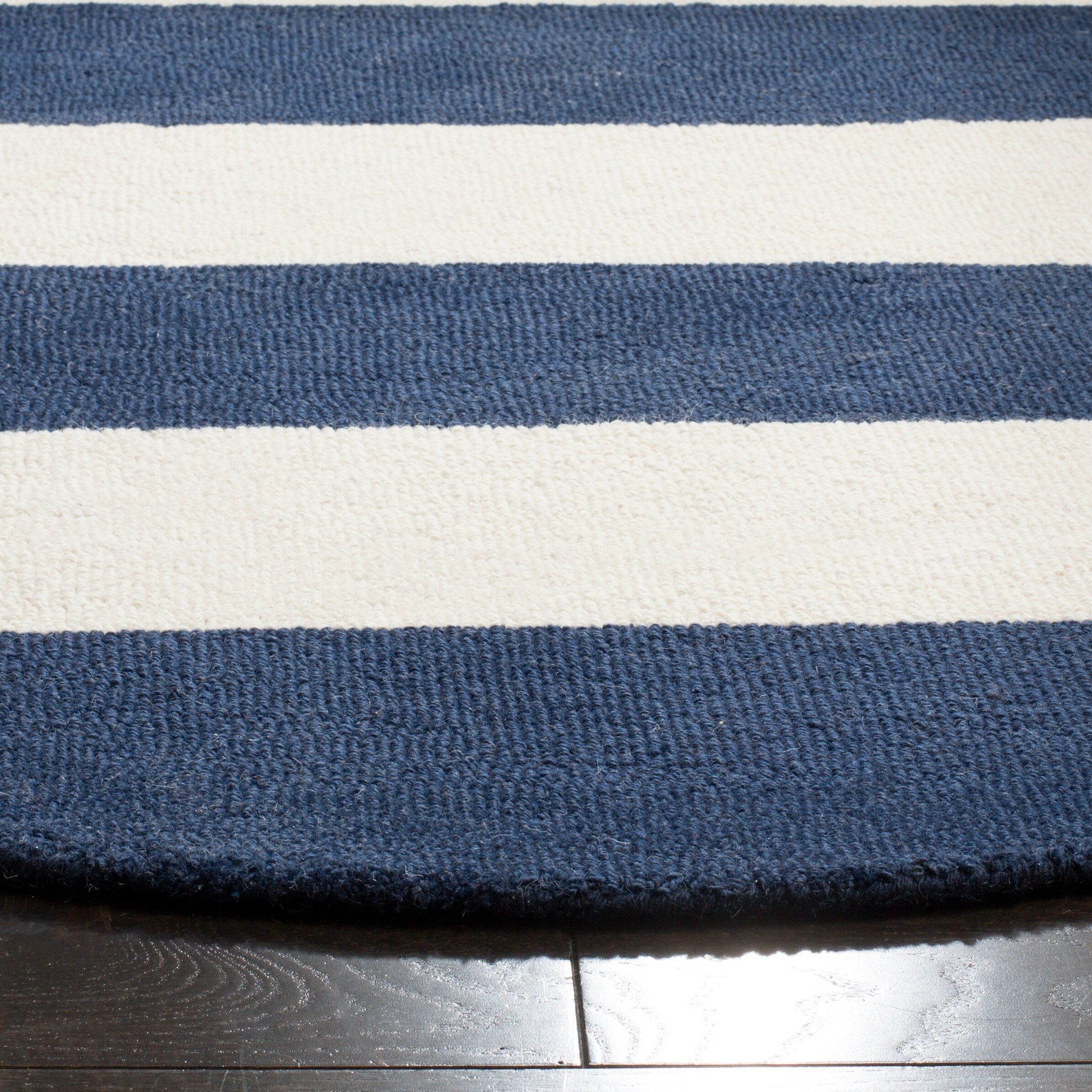Safavieh SFK919N-5R rugs - View #4