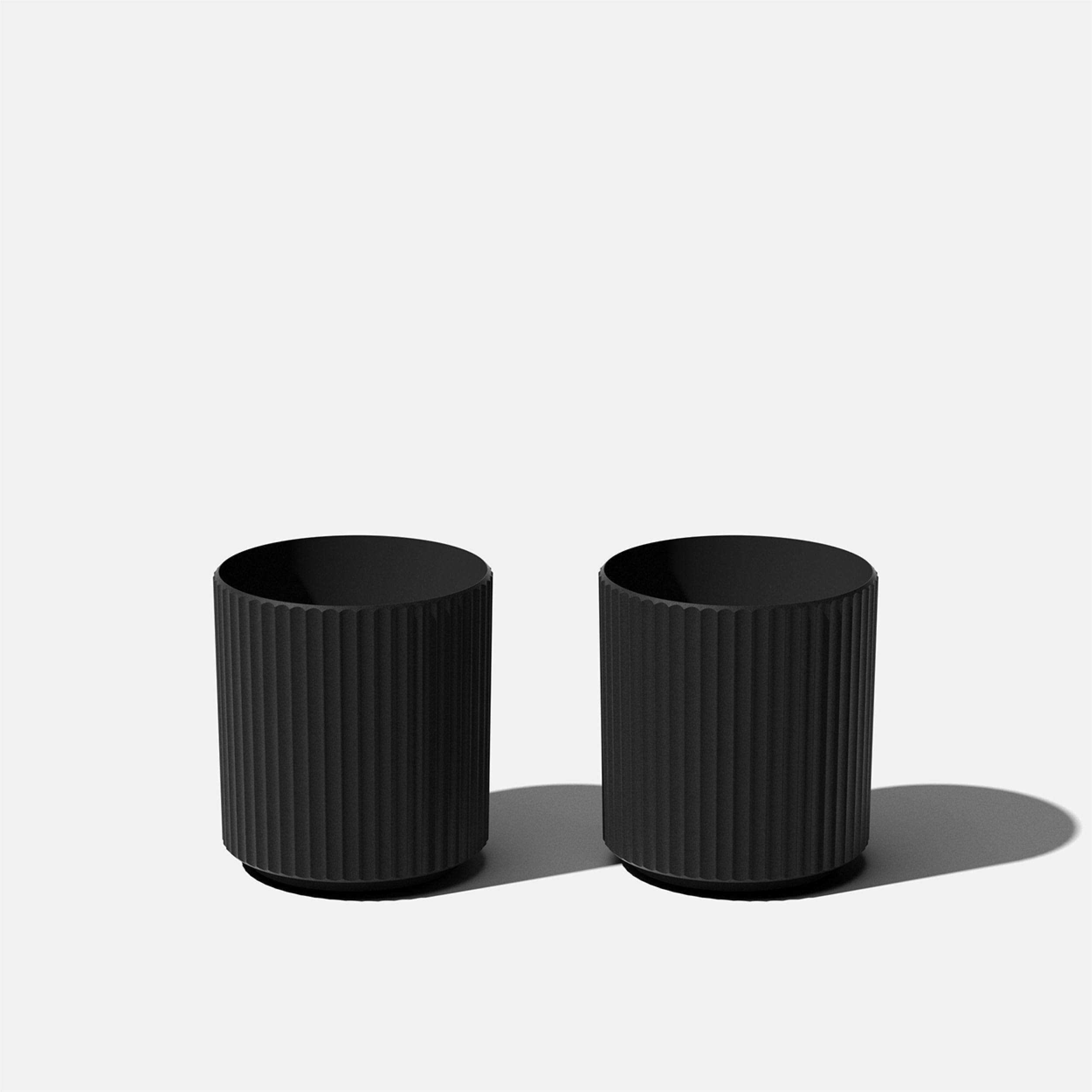 Veradek DMV12B-2PK 2 -Pack Round 11.25-in W x 11.5-in H x Black Plastic Indoor/Outdoor Planter