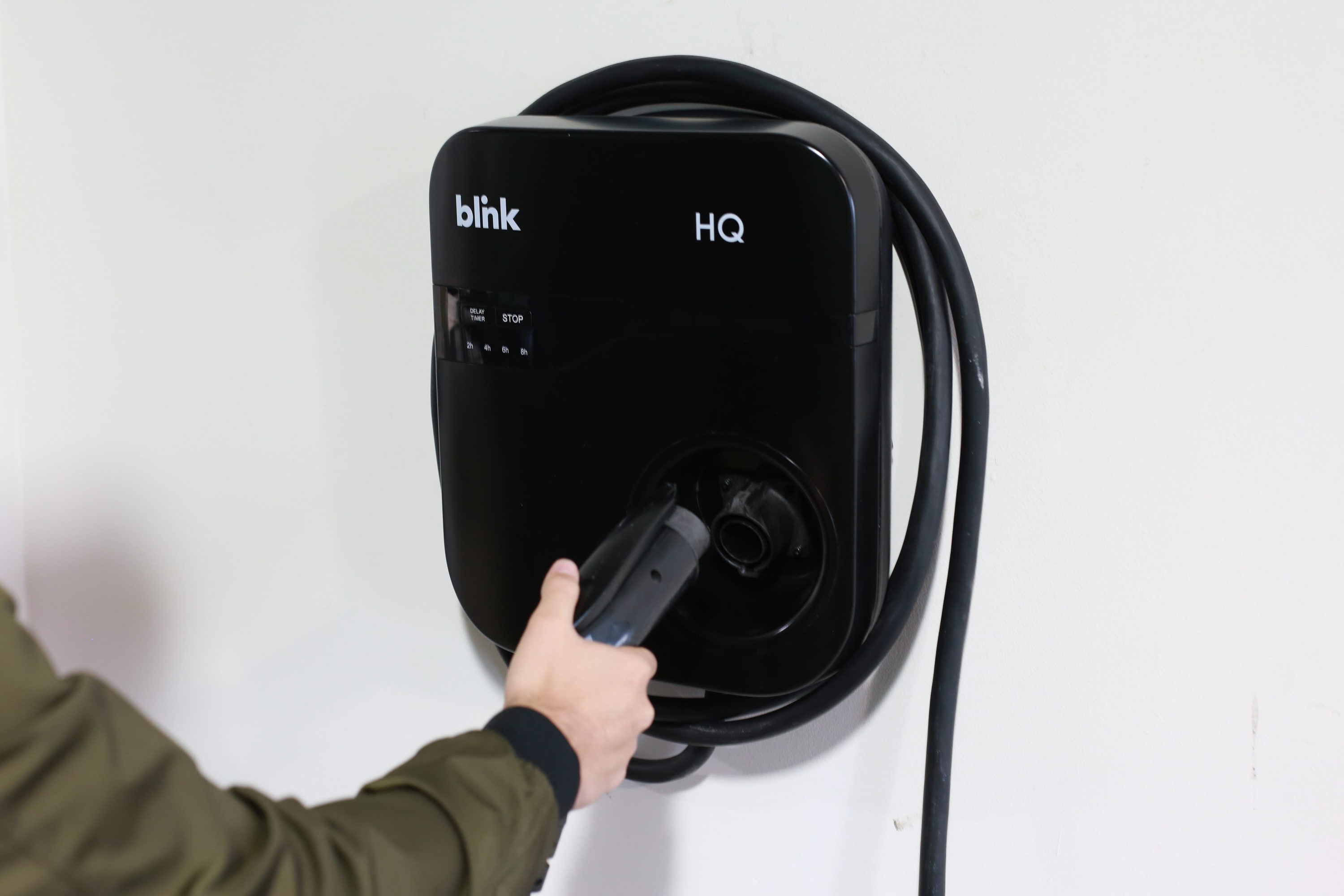 Blink Charging HQ 100 Level 2 30 Amps/ 208-volt EV Electric