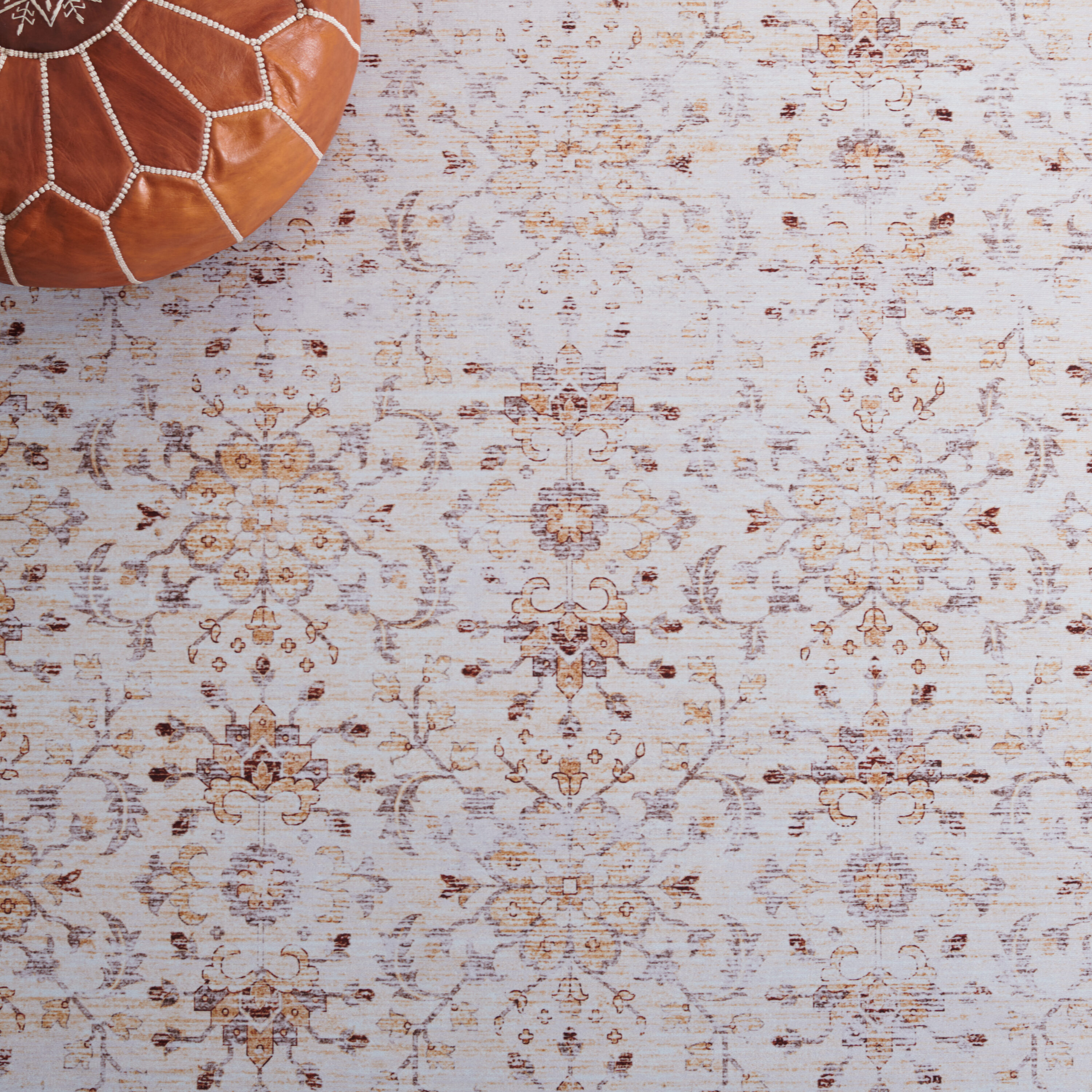 Tucson 8' x 10' Beige and Gold Hand-knotted Synthetic Rug
