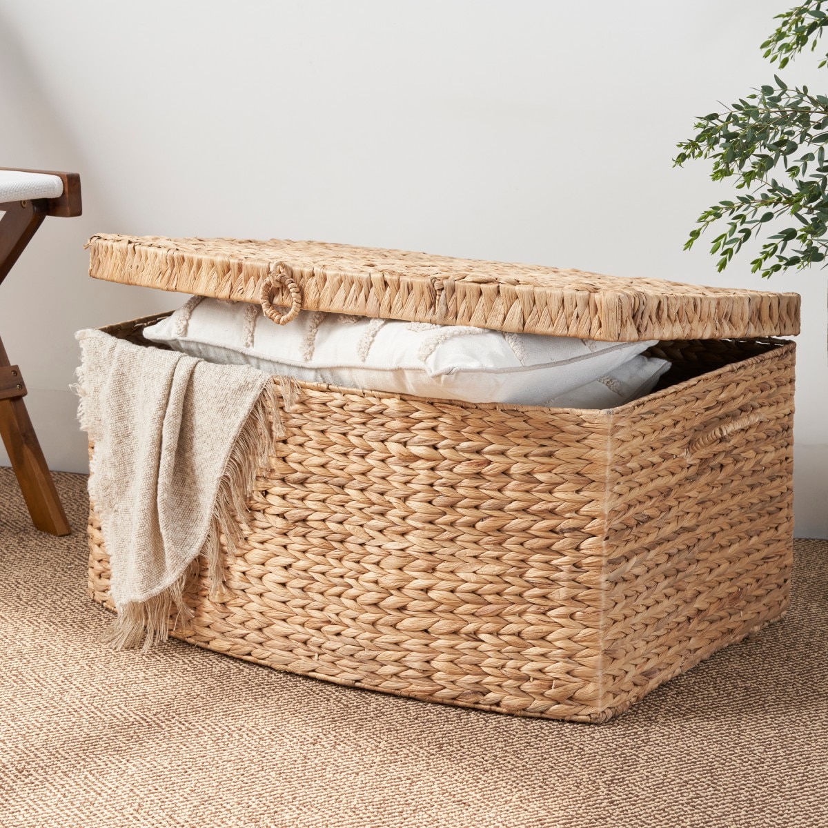 GlasFlength Rectangular Curve Water Hyacinth Woven Wicker Storage Trunk with Handles Natural Brown #LW-JS-152