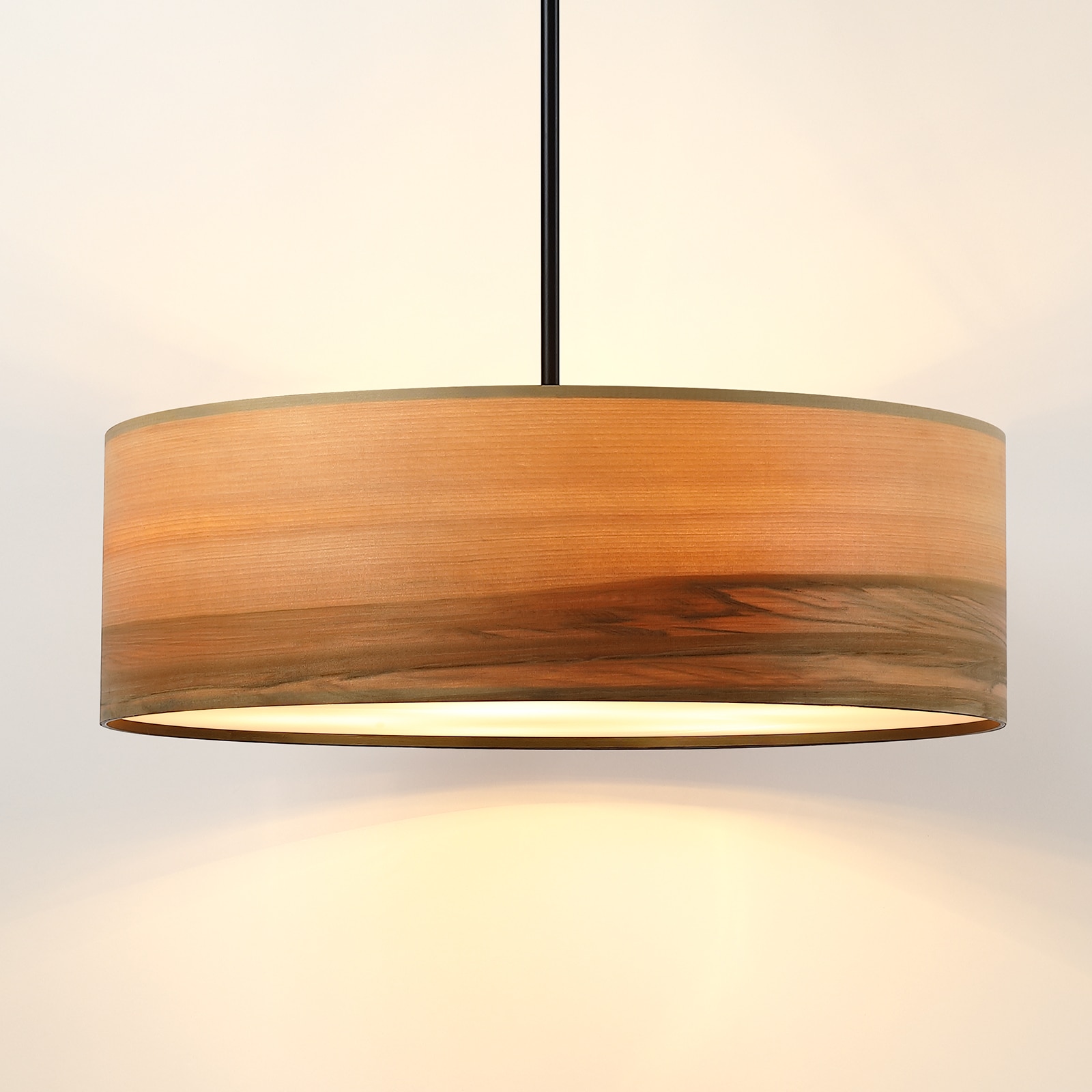 True Fine - Sven 4 -Light Matte Black Metal Chandelier