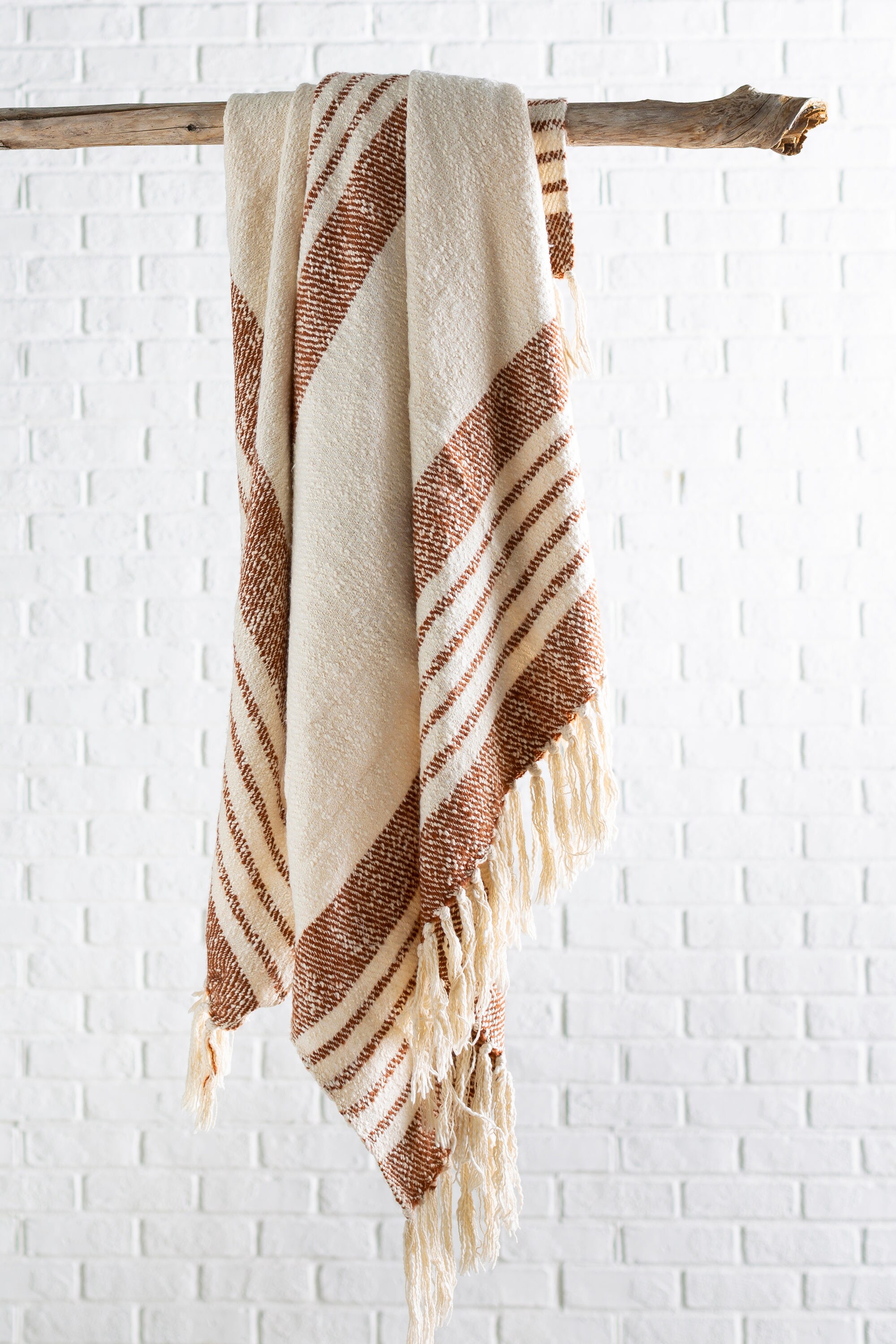 Livabliss CMX1001-5060 Blankets-And-Throws - View #2