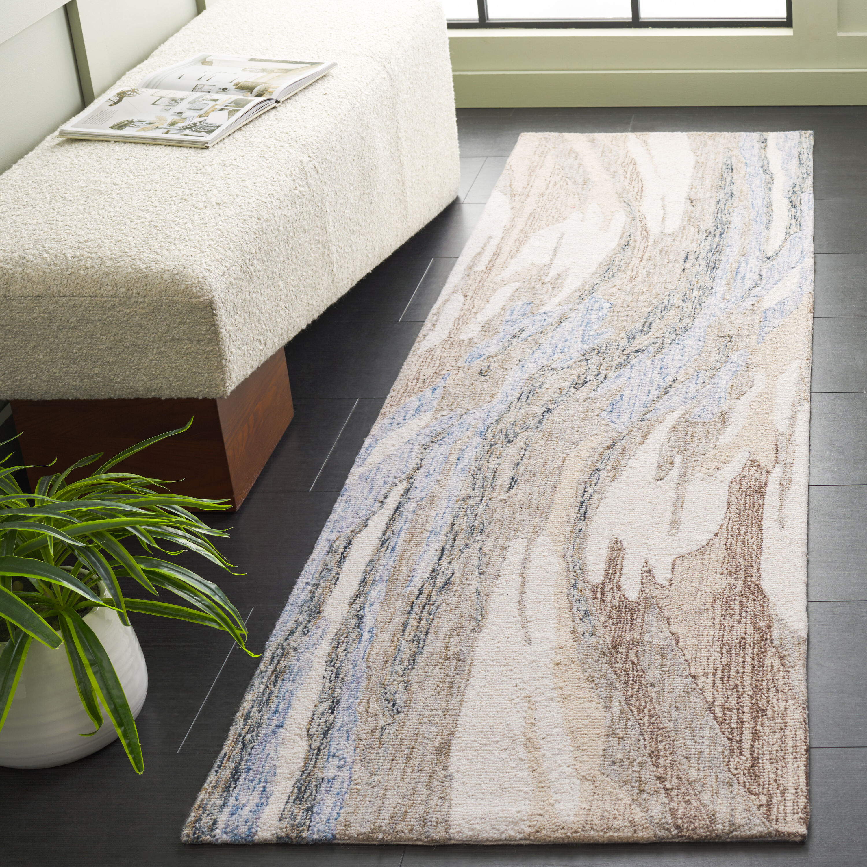 Metro 483B Ivory Beige 2 x 8 Rectangular Runner rug
