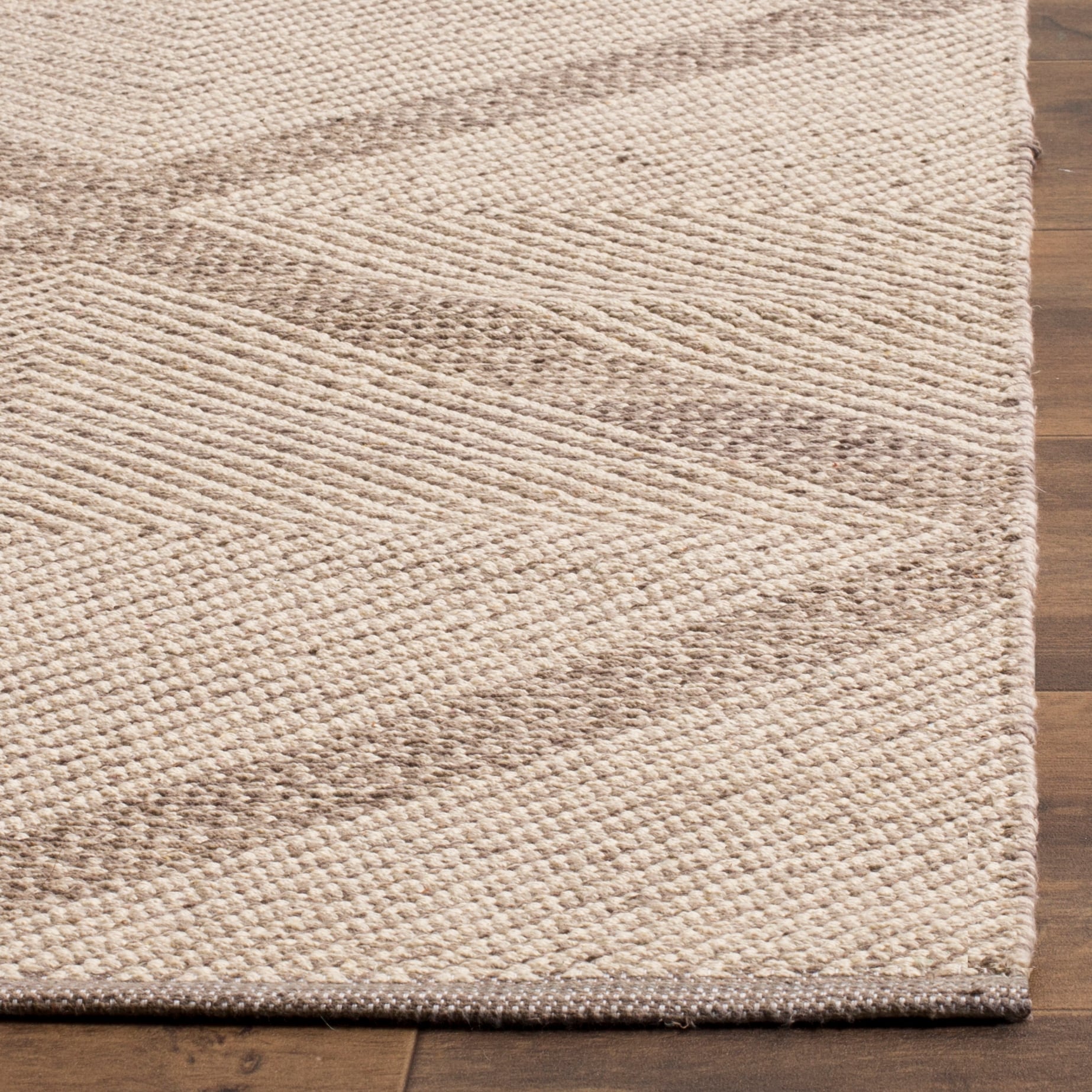 Safavieh MTK821A-5 rugs - View #3