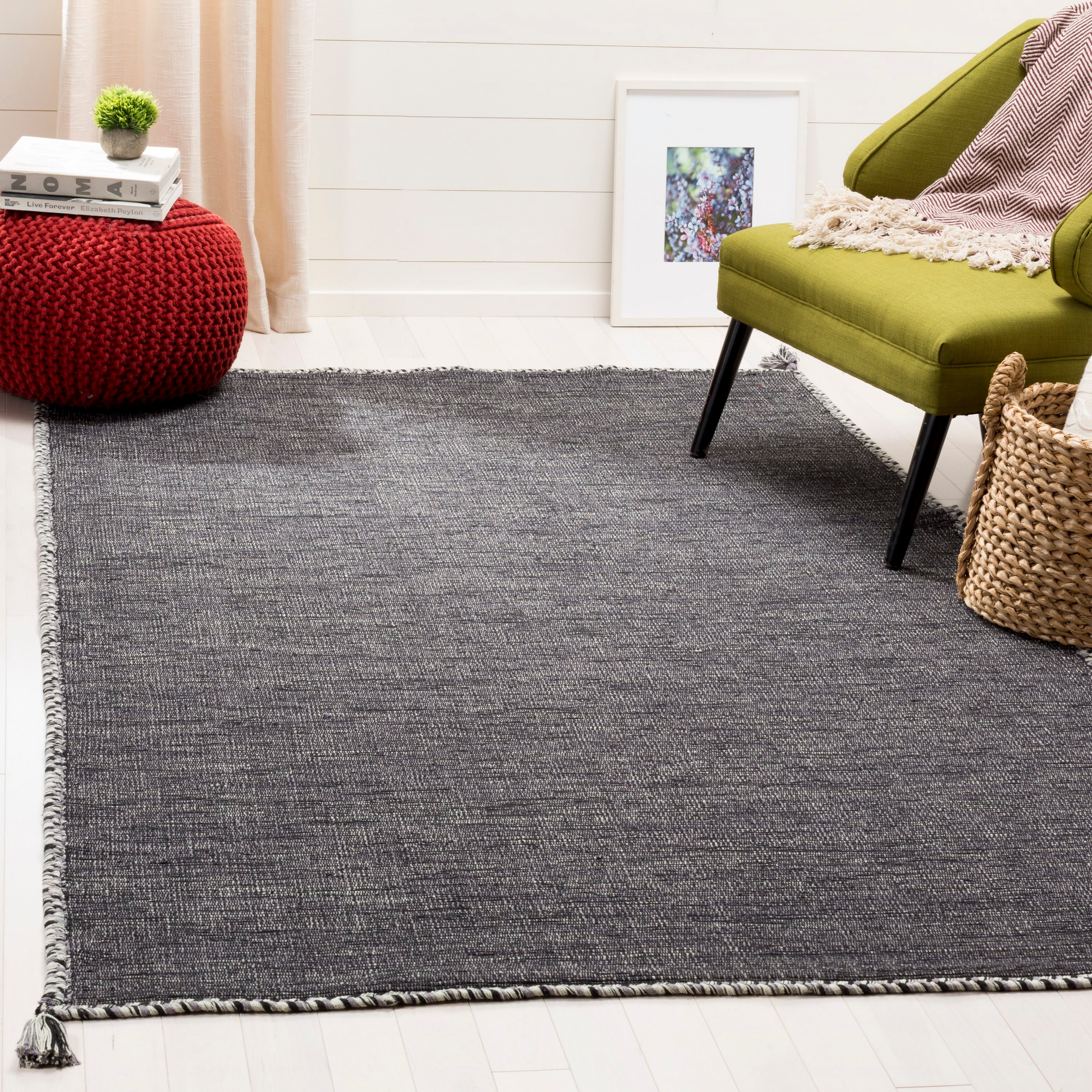 Safavieh MTK150F-24 Montauk Lajolla 2 x 4 (ft) Cotton Gray/Black Rectangular Indoor Abstract Coastal Throw rug
