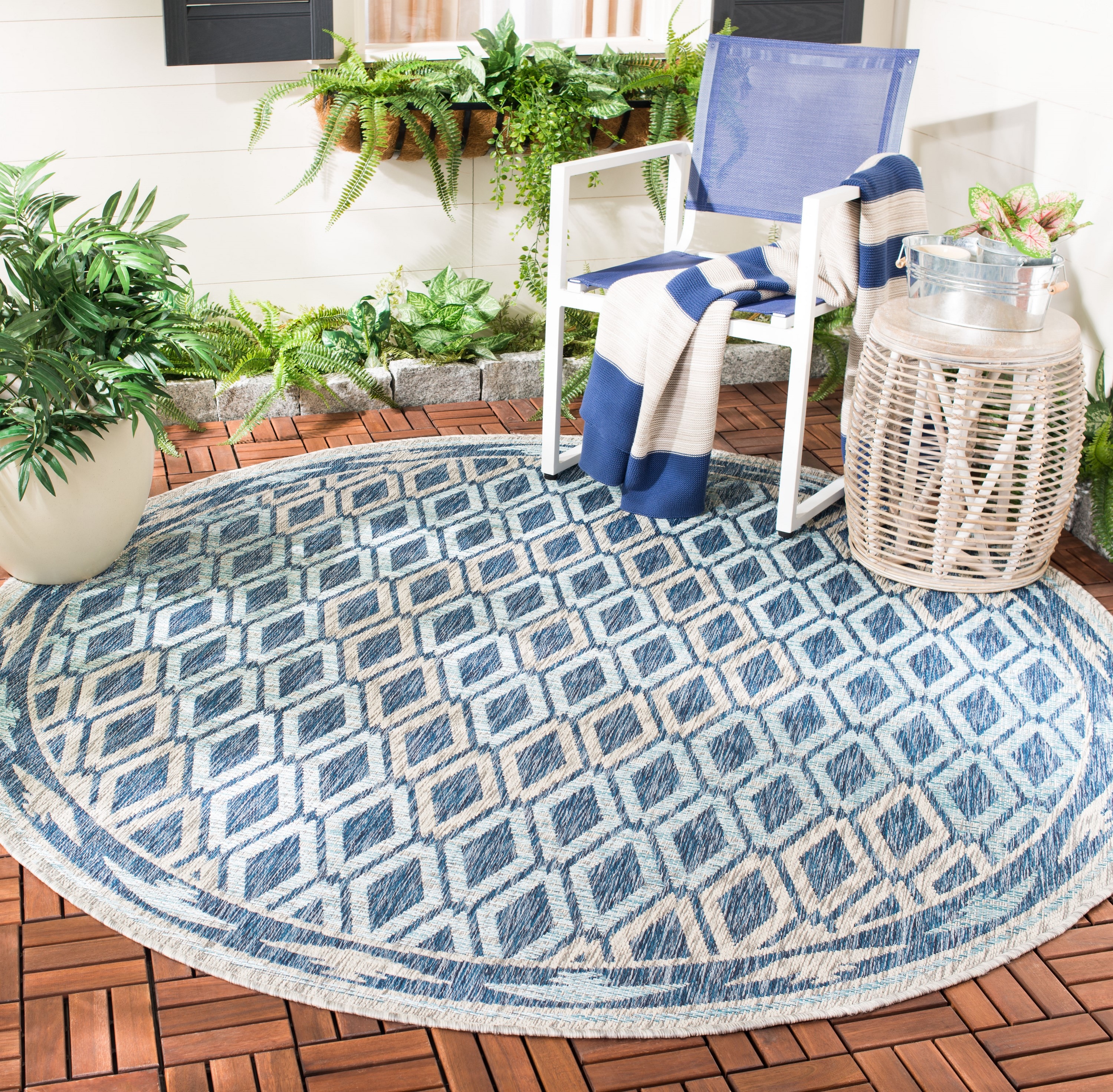 Safavieh CY8531-36821-7R Courtyard Vernon 7 x 7 (ft) Loomed Polypropylene Navy/Gray Round Indoor/Outdoor Geometric Coastal Area rug