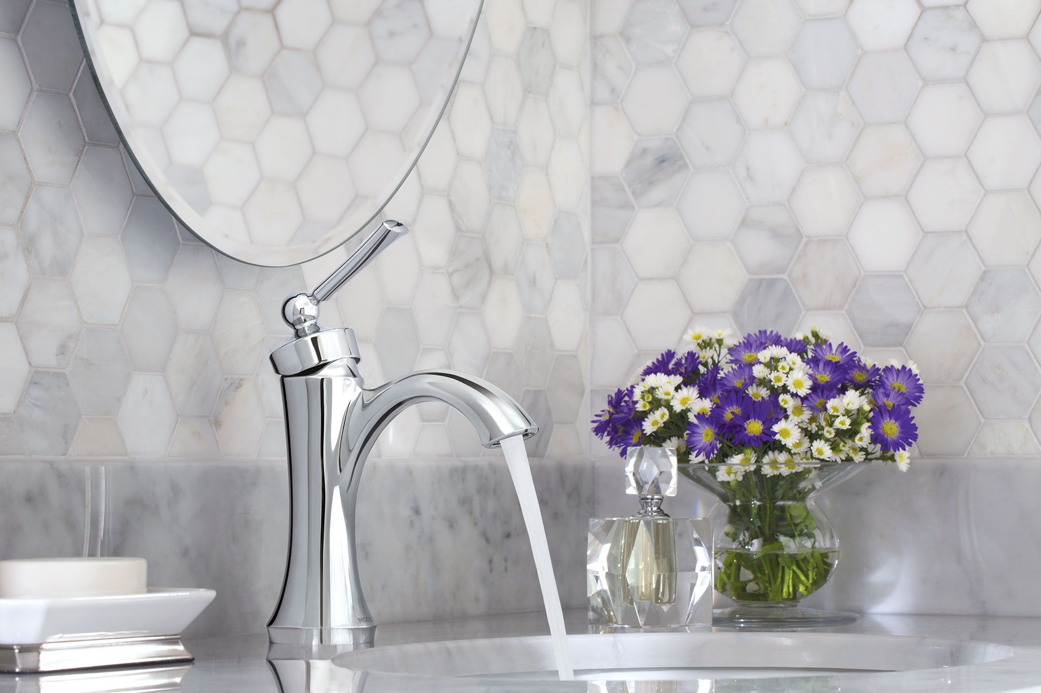 Moen 4500BN Lavatory-Faucets - View #3