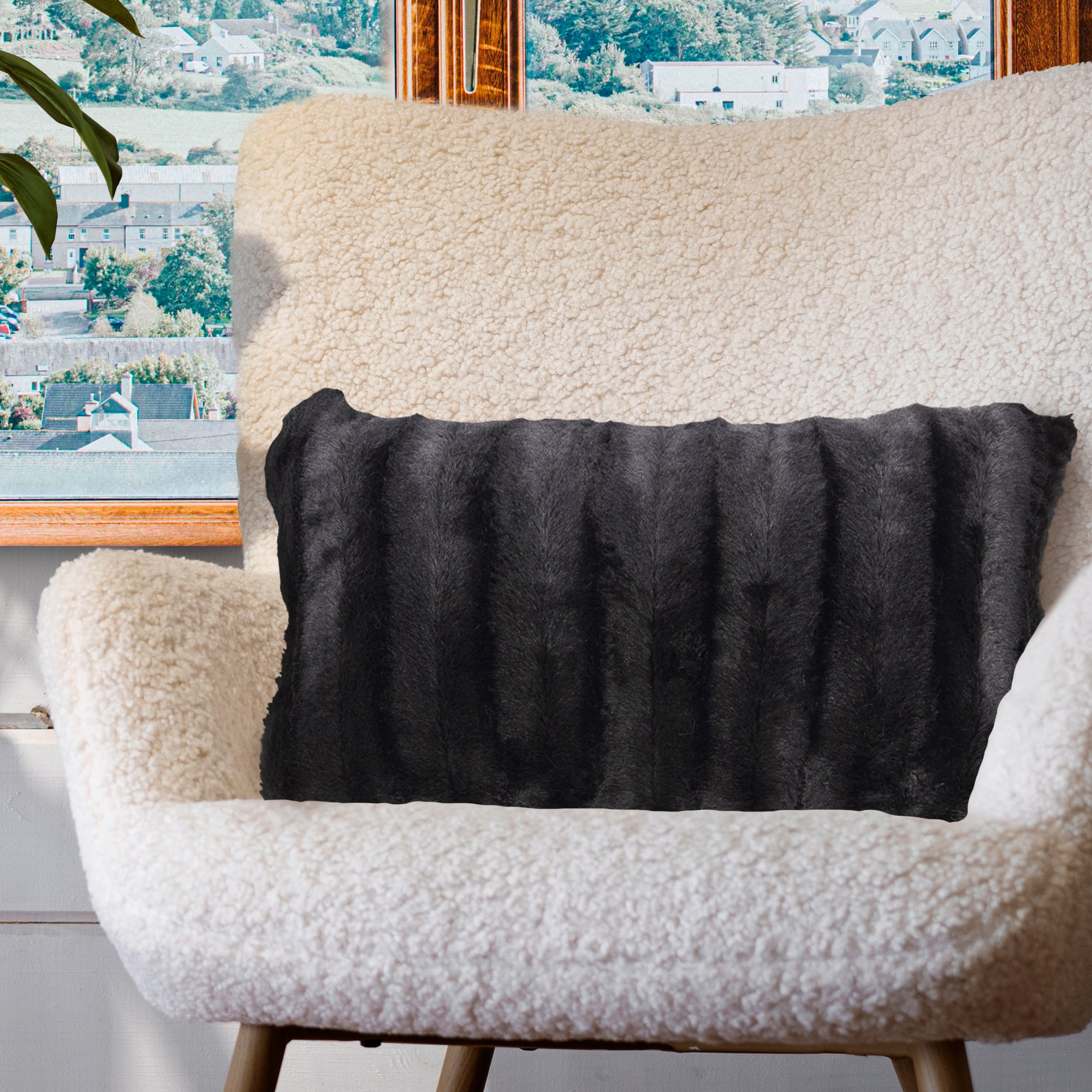 Cheer Collection  Faux Fur Throw Pillow Cover Soft Decorative Cushion Cover with Hidden Zipper 12 x 20 Inch