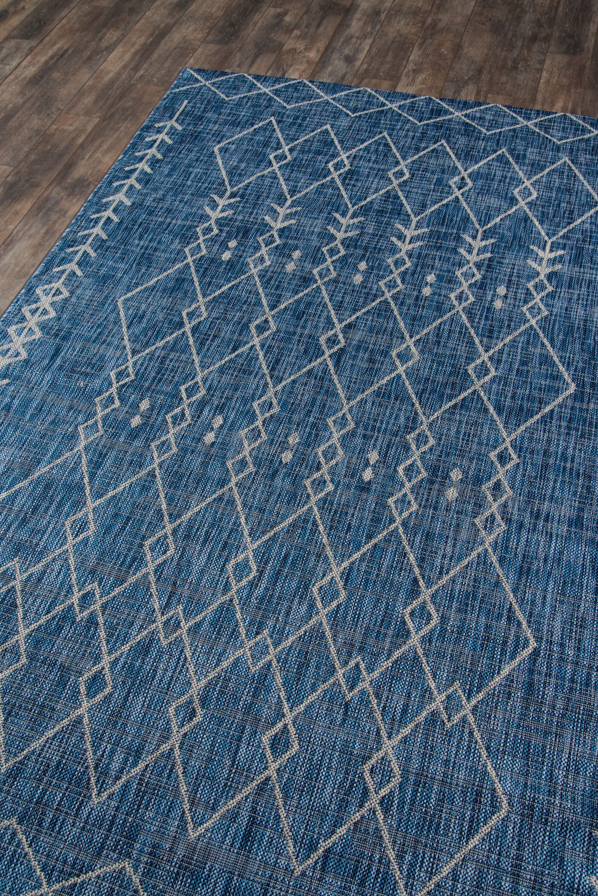 Villa Monaco 6'7" x 9'6" Blue Geometric Synthetic Rug
