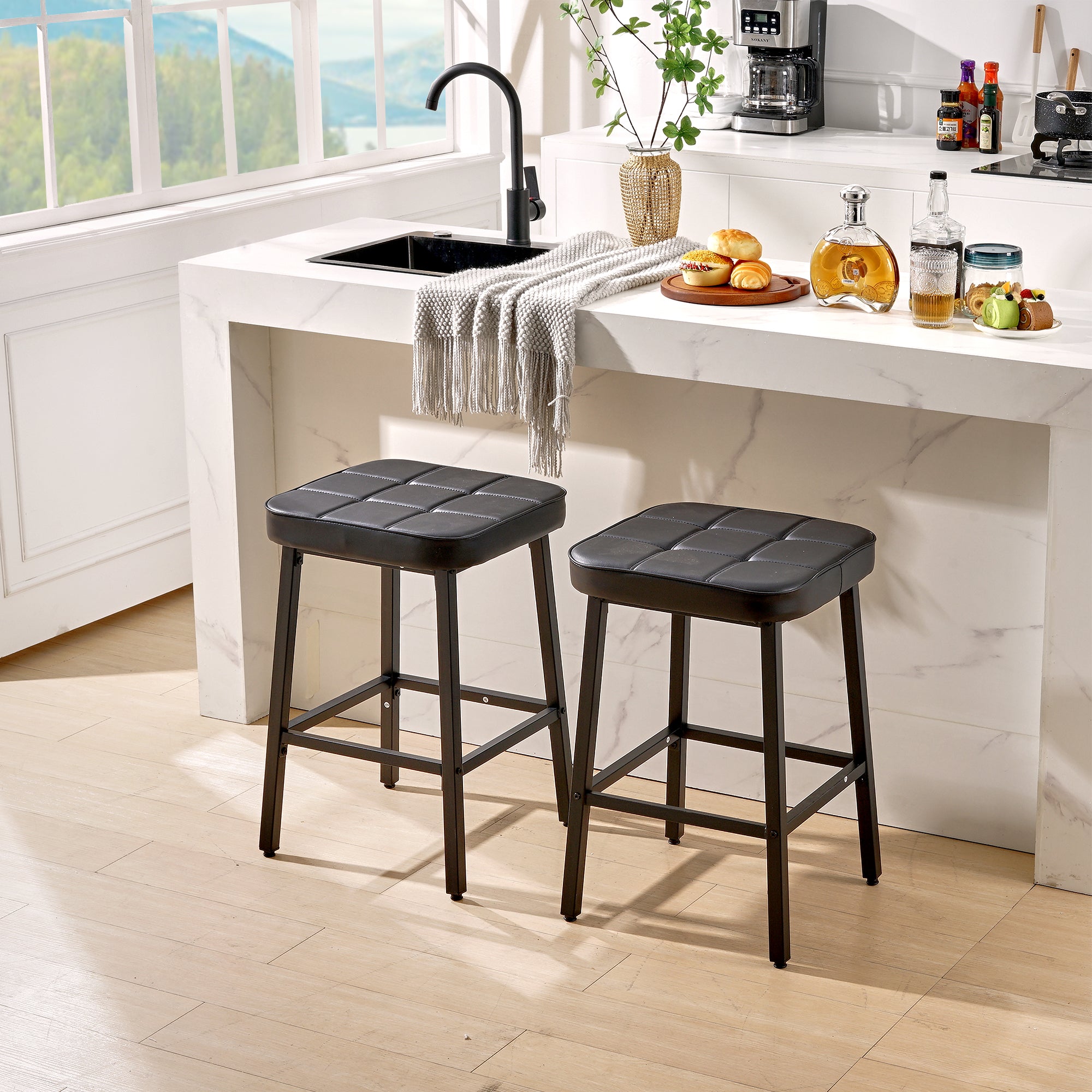Vecelo LOE-C19-BLK-A2 Bar Stools Counter Height for Kitchen Island PU Leather Pad Upholstered Stools With Metal Legs Set of 2
