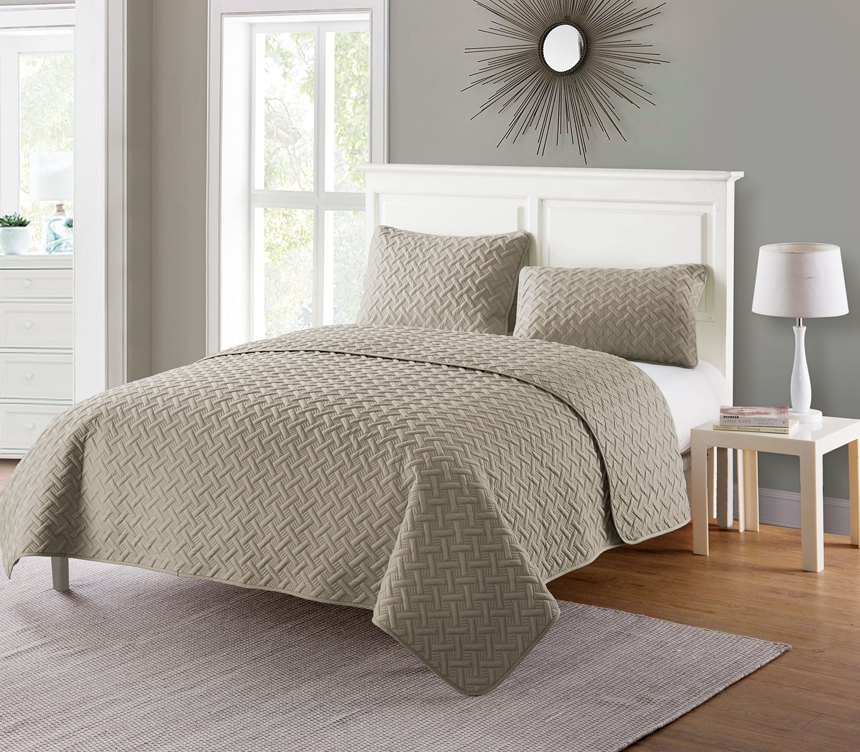 VCNY Home NIAQLTFUQUINTAUPE bedding - View #2
