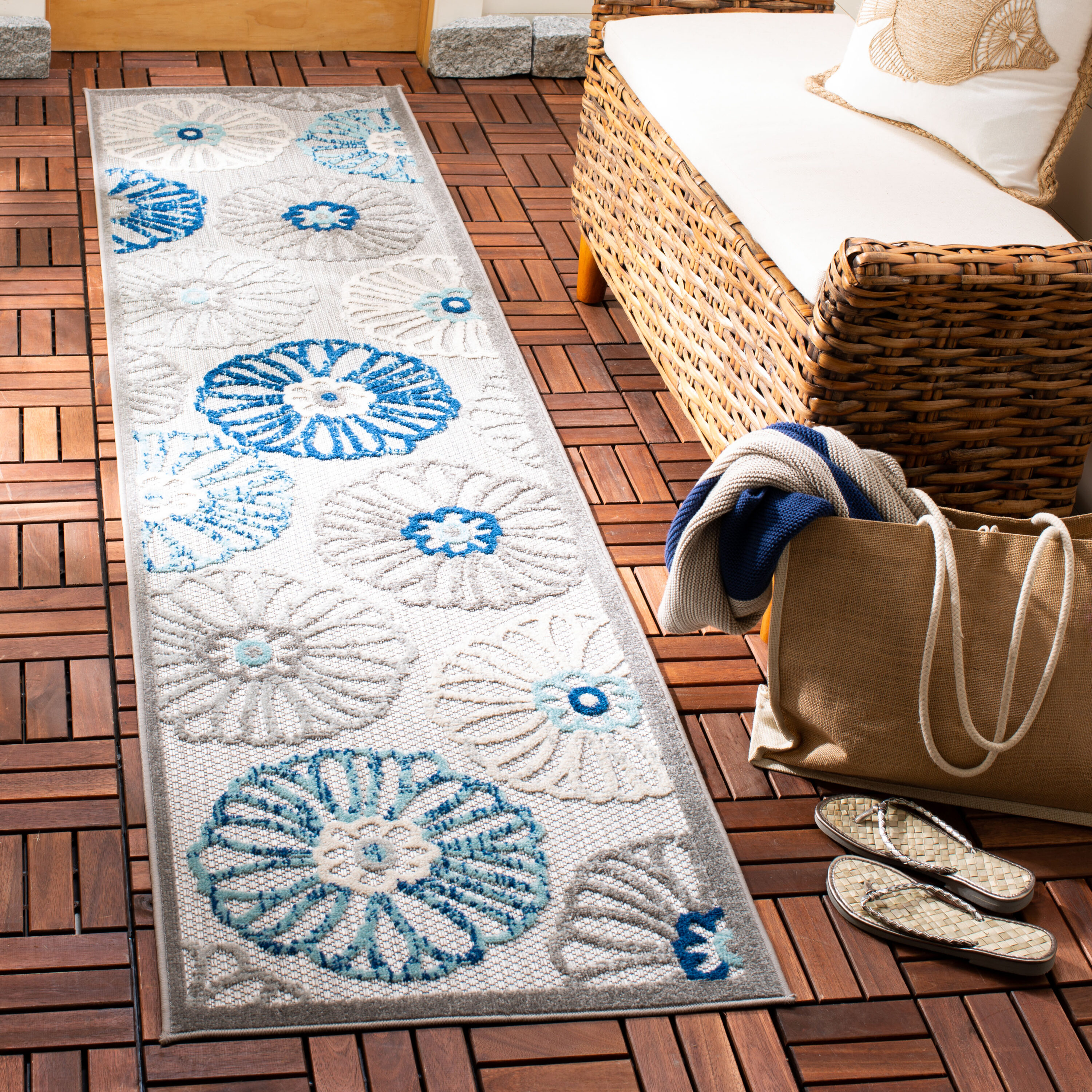 Safavieh CBN801F-210 Cabana 2 x 10 (ft) Synthetic Gray/Blue Rectangular Indoor/Outdoor Floral Tropical Runner rug