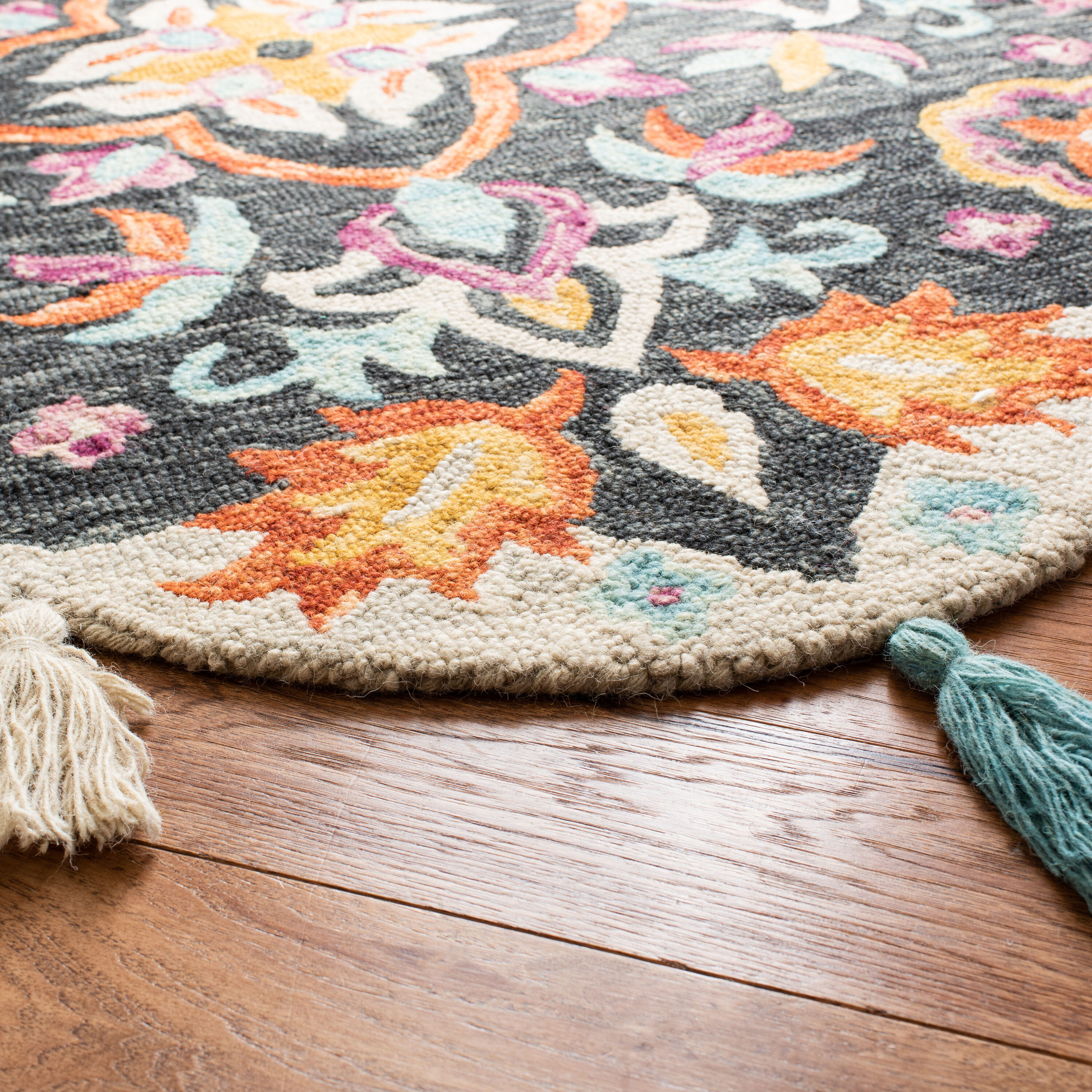 Safavieh NOV574N-5R rugs - View #3