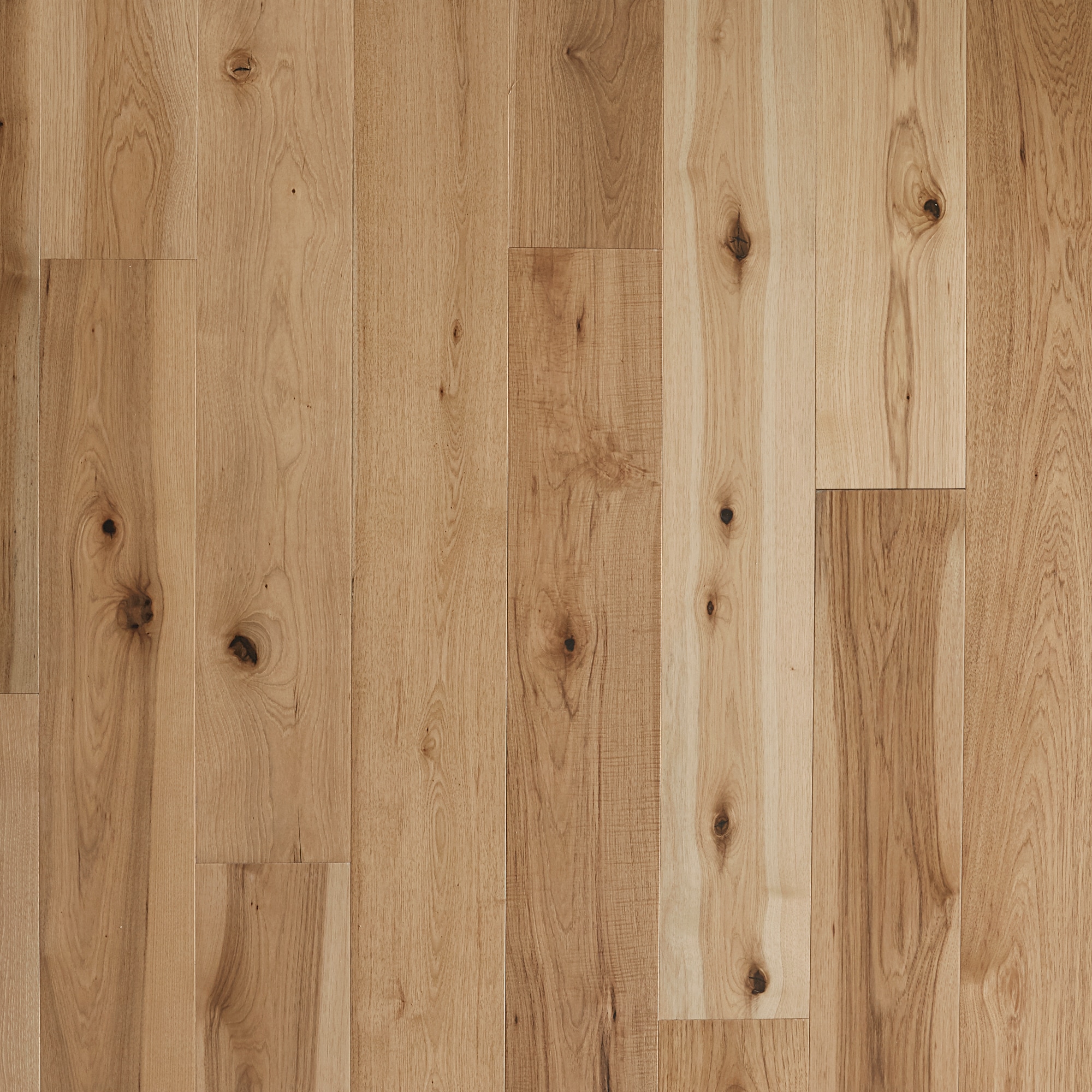 Element Flooring WF132DIPF Sahara Hunter's Hollow Hickory 7-1/2-in W x 1/2-in T x Varying Length Smooth/Traditional Engineered Hardwood Flooring ( 31.09-sq ft / Carton )