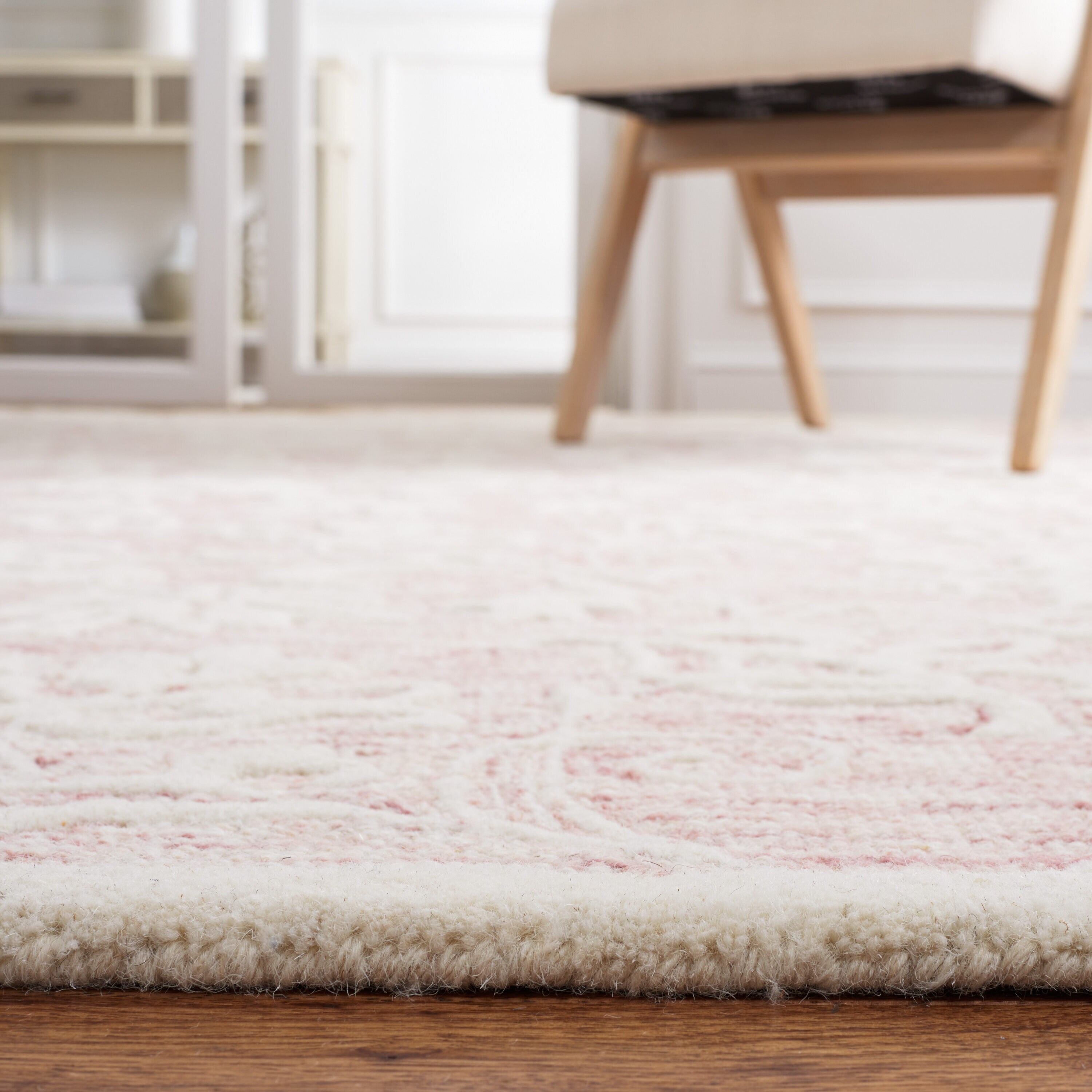 Safavieh MET853U-5 rugs - View #4