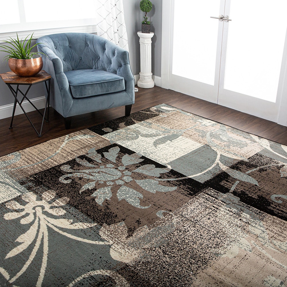 Beige Floral Patchwork 8' x 10' Synthetic Area Rug