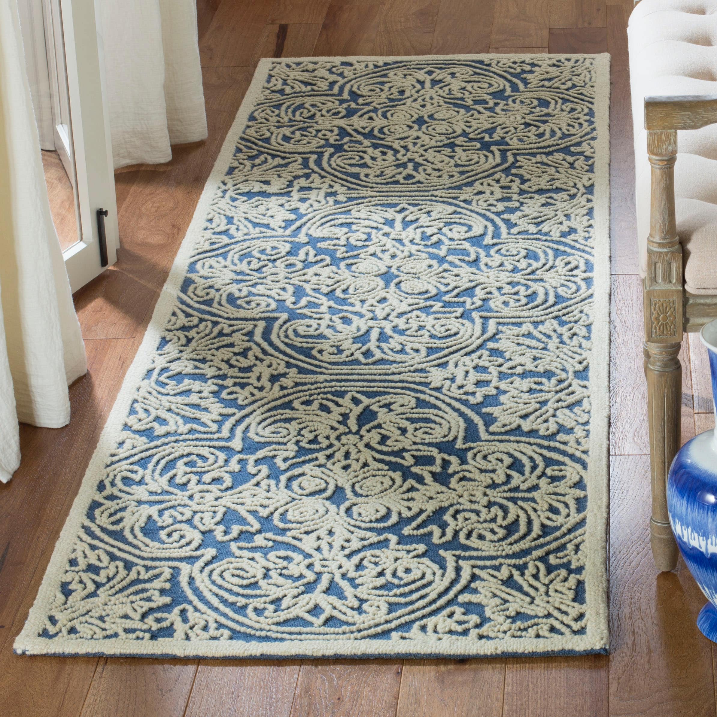  Trace 101 Blue/Ivory Traditional 2ft-3in x 6ft Runner Rug