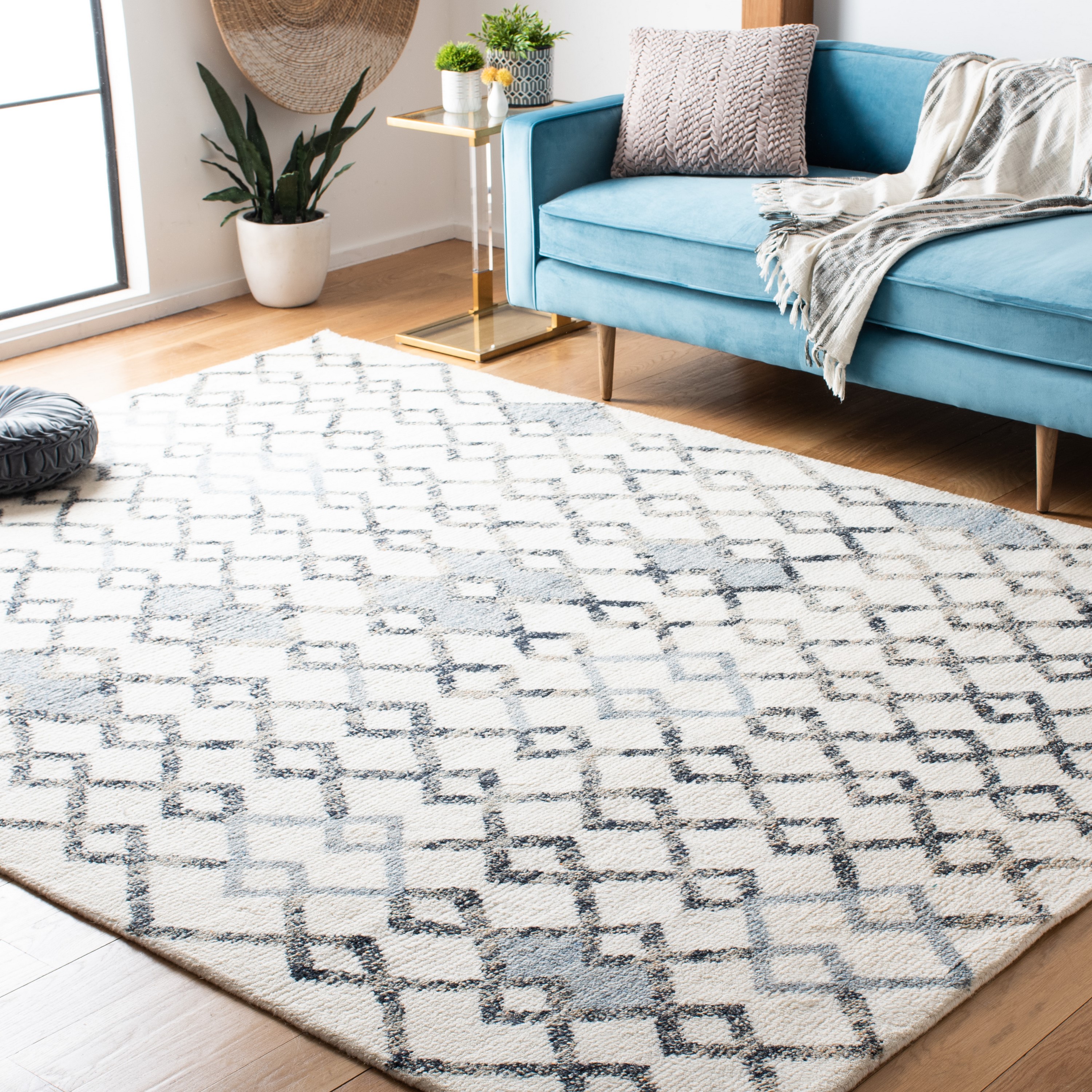 Safavieh CSB546A-8 Casablanca Honoria 8 x 10 (ft) Knotted Wool Ivory/Gray Rectangular Indoor Abstract Bohemian/Eclectic Area rug