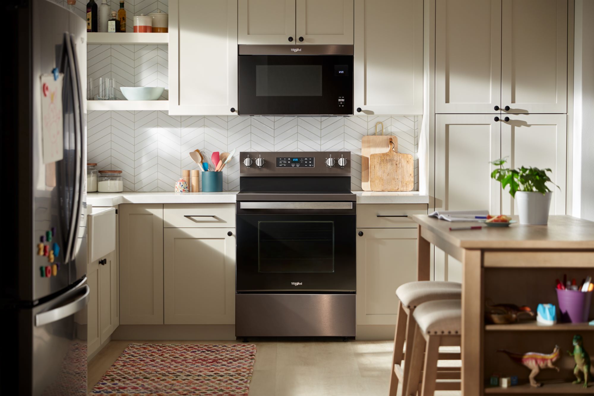 Whirlpool WFES5030RV Freestanding-Electric-Ranges - View #17