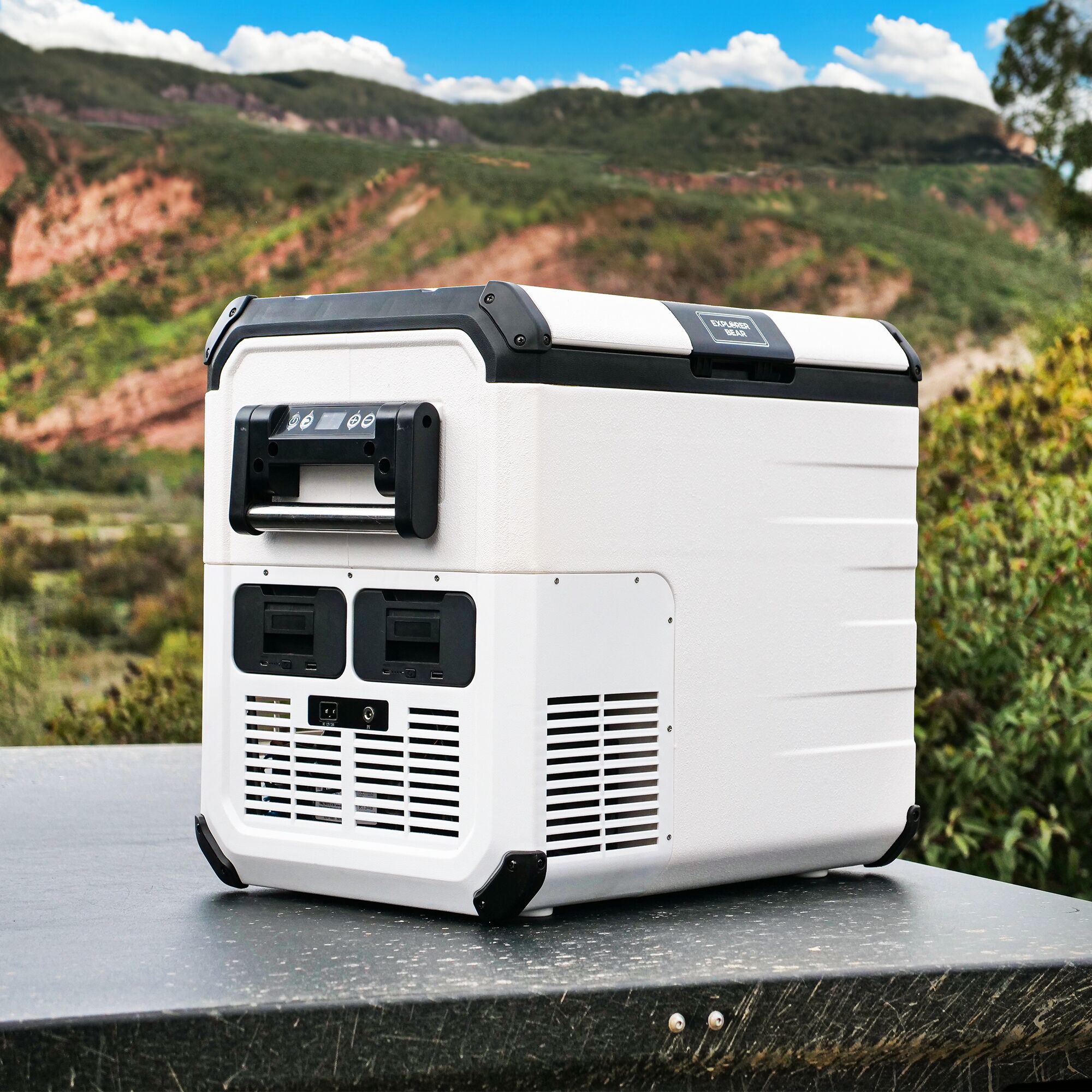 Explorer Bear UR45+2 BTRY Portable-Coolers - View #7