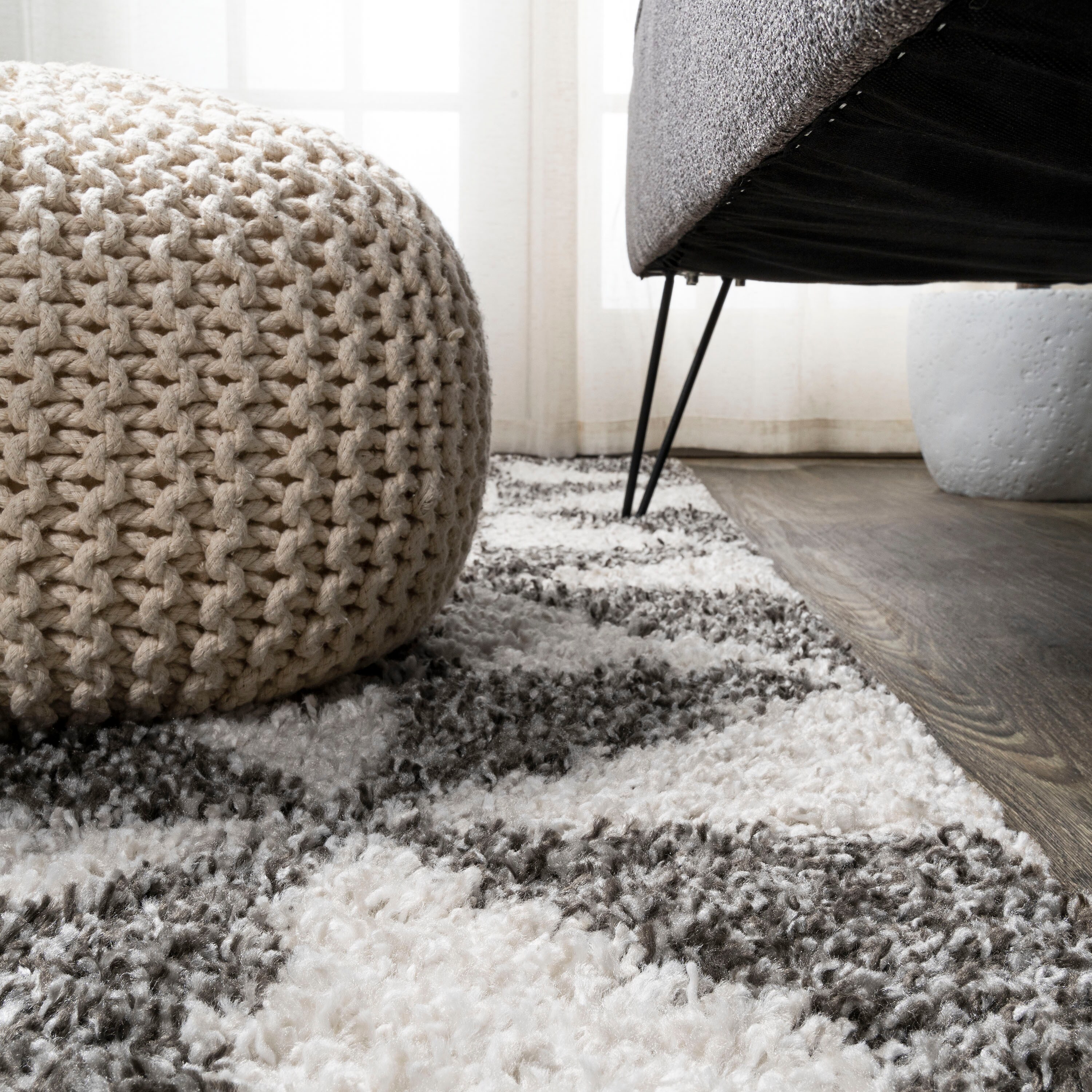 Moroccan-Inspired Geometric Gray Shag Rug 4' x 6'