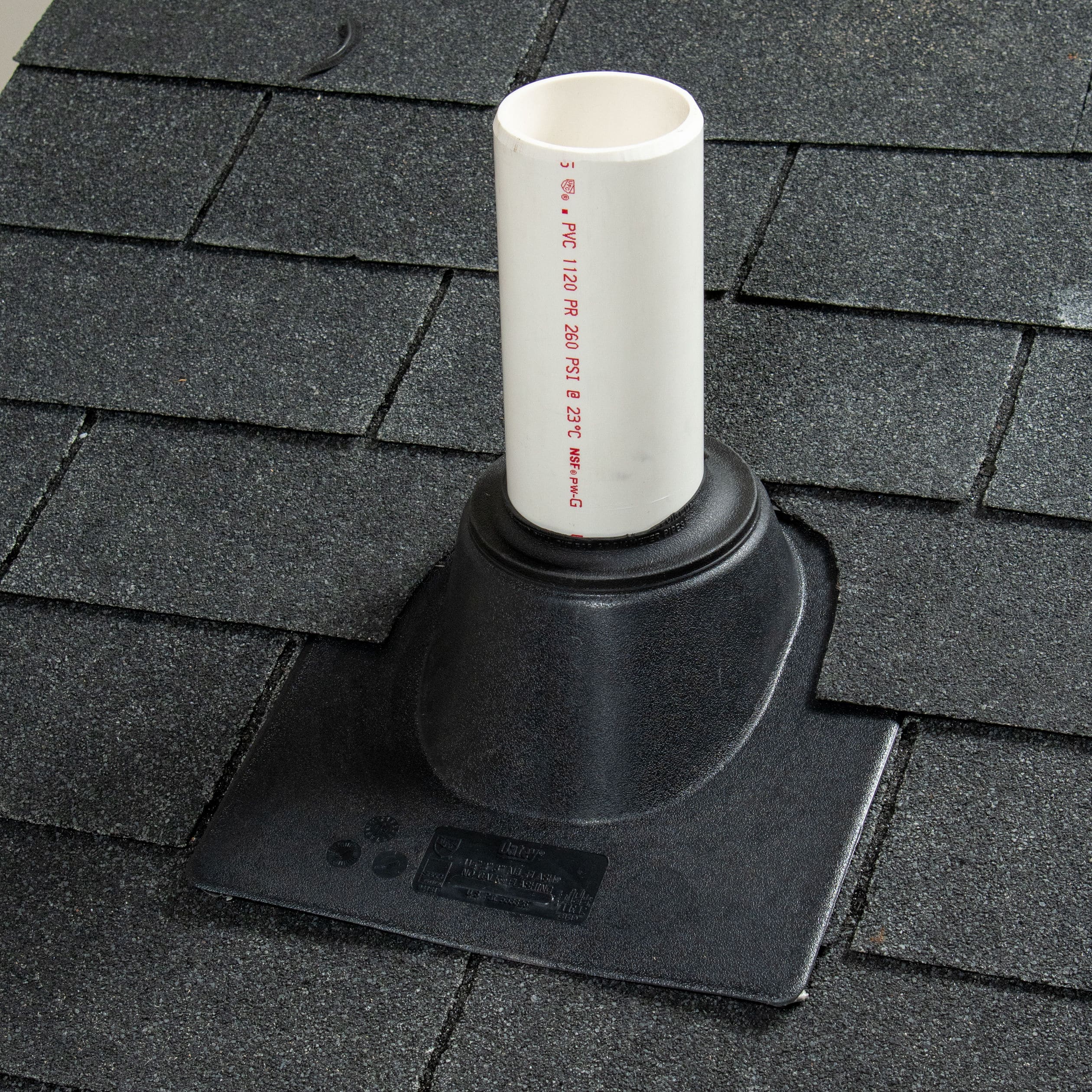 Oatey 1-1/2-in To 3-in x 15-in Plastic Vent and Pipe Flashing in the Vent  Pipe Flashing department at Lowes.com