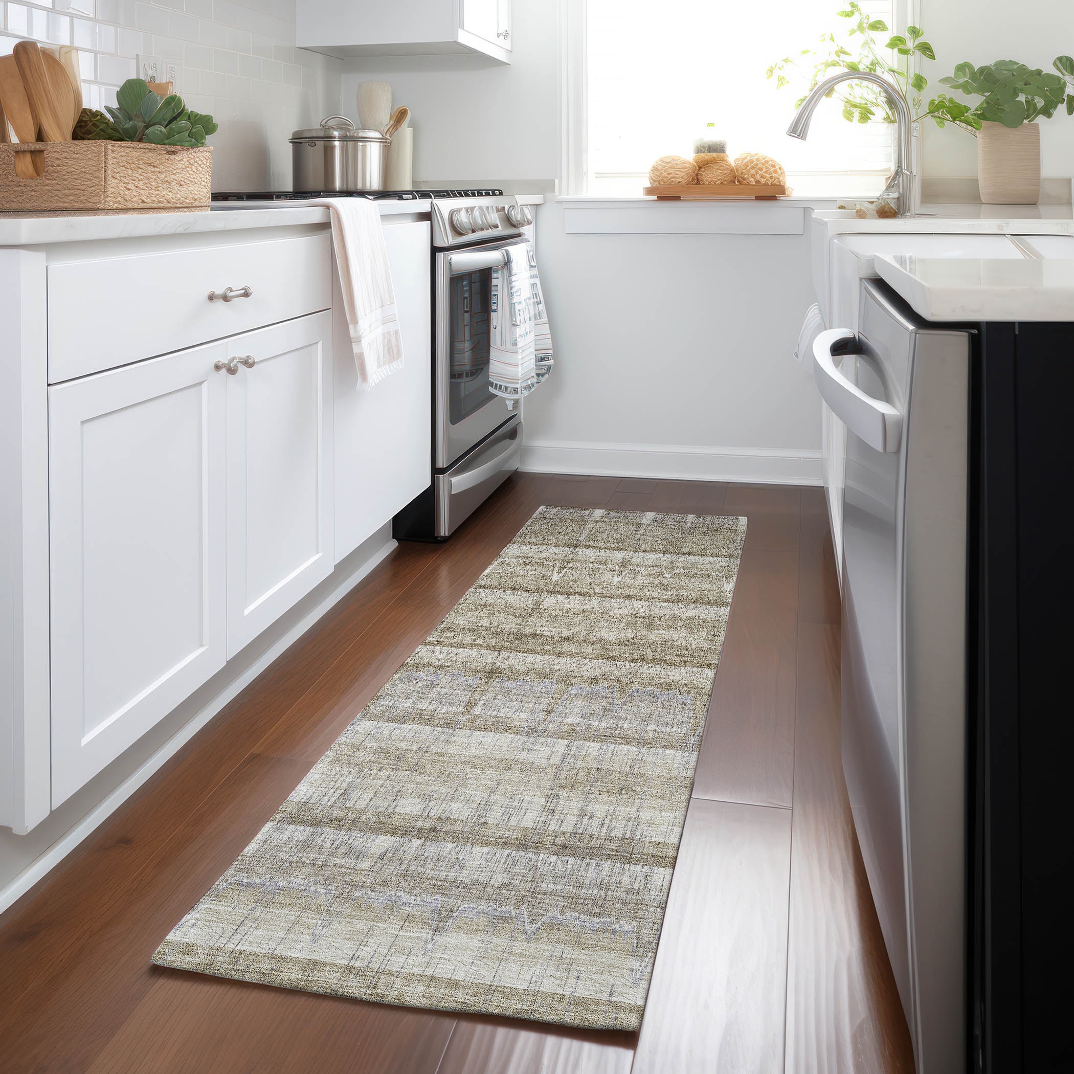 Addison Rugs ACN629TP2X8 Chantille ACN629TP 2 x 7 (ft) Polyester Taupe Rectangular Indoor/Outdoor Geometric Machine washable Runner rug