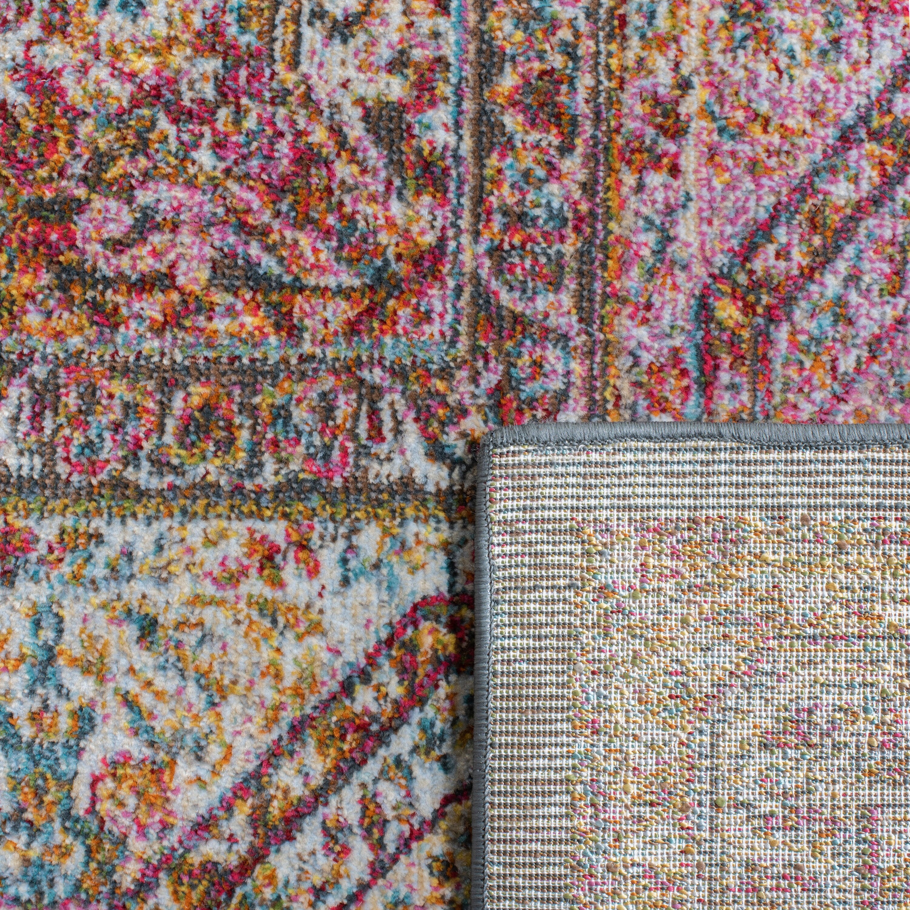 Safavieh LUX322A-7SQ rugs - View #3