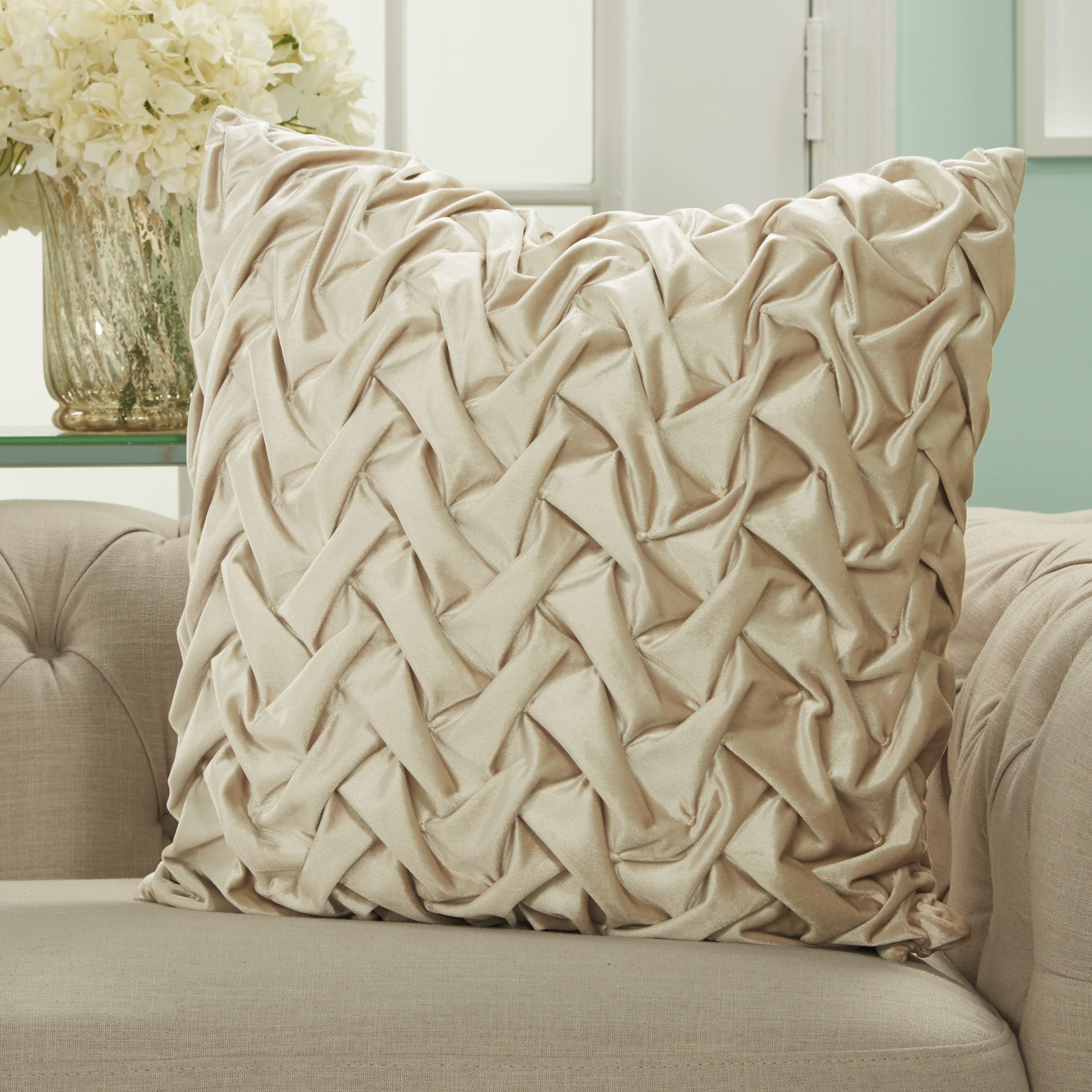 Mina Victory 798019067076 Accent-Pillows - View #2