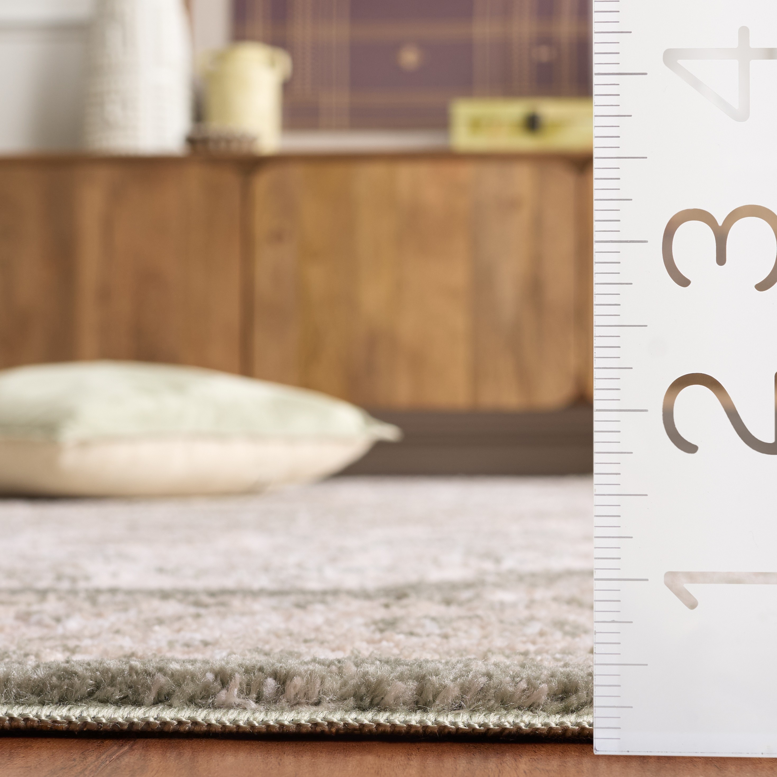 Safavieh LUA320W-4 rugs - View #6