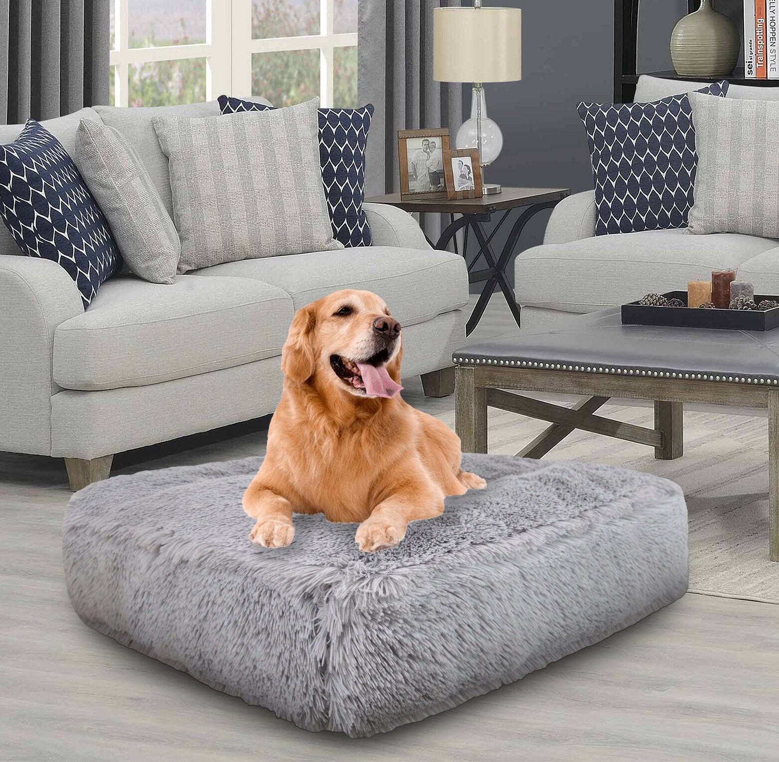 Bessie and Barnie Rectangular Gray Polyester Pillow Dog Bed (Small) in ...