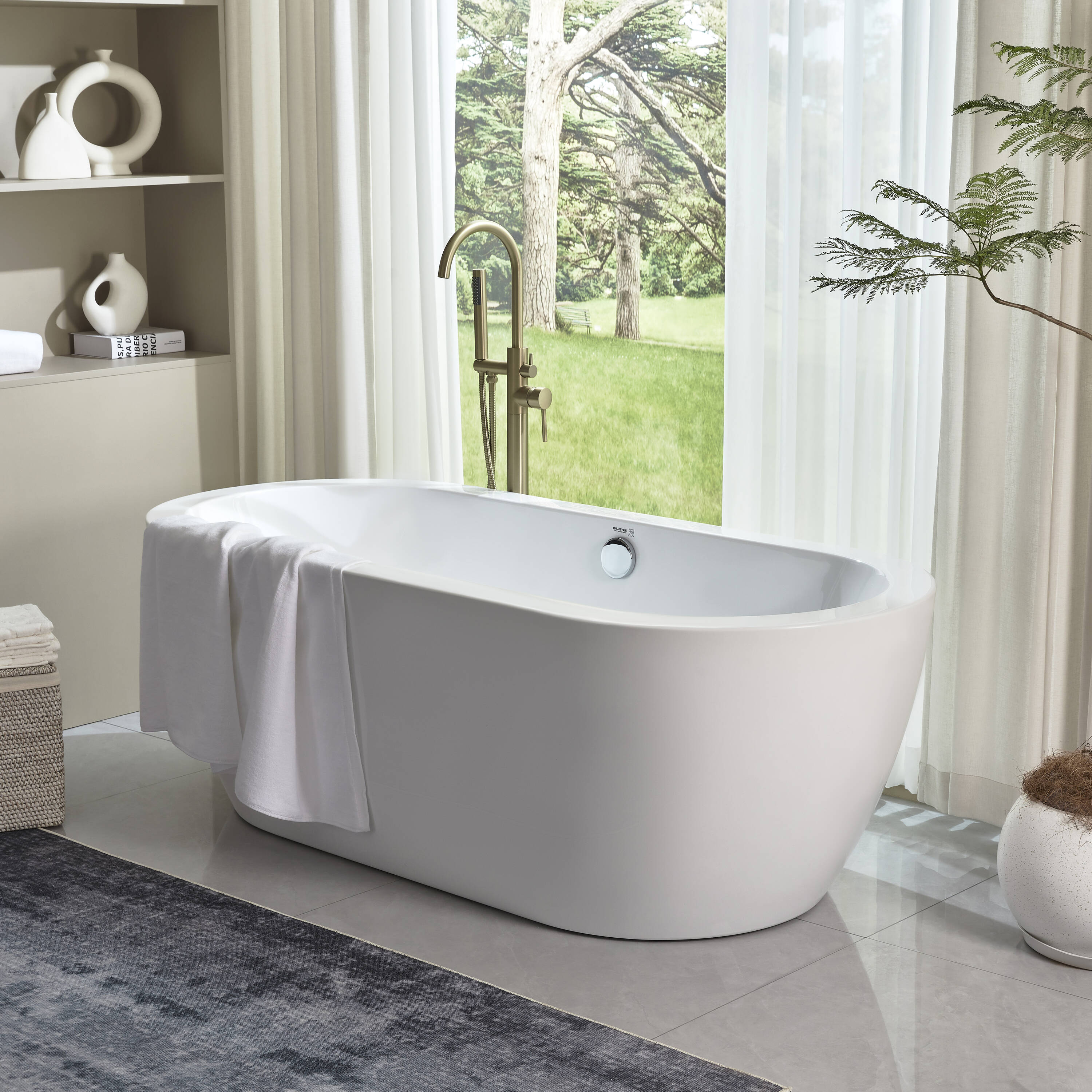 68" White Freestanding Acrylic Soaking Bathtub