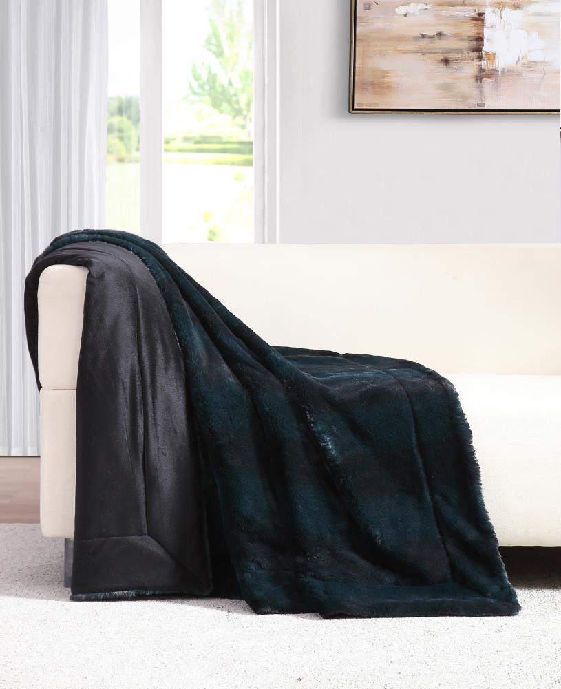MHF Home M601941  Faux Fur Blankets Green 50-in x 60-in 2-lb