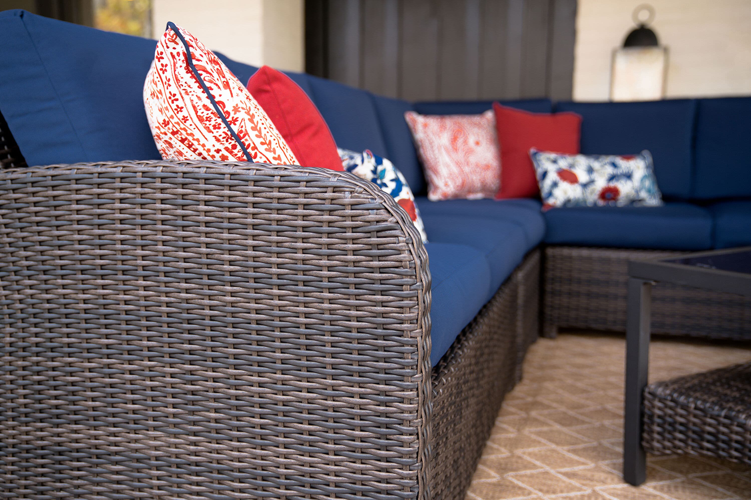 Leisure Made 779665-NVY Patio-Sofas-Daybeds - View #5
