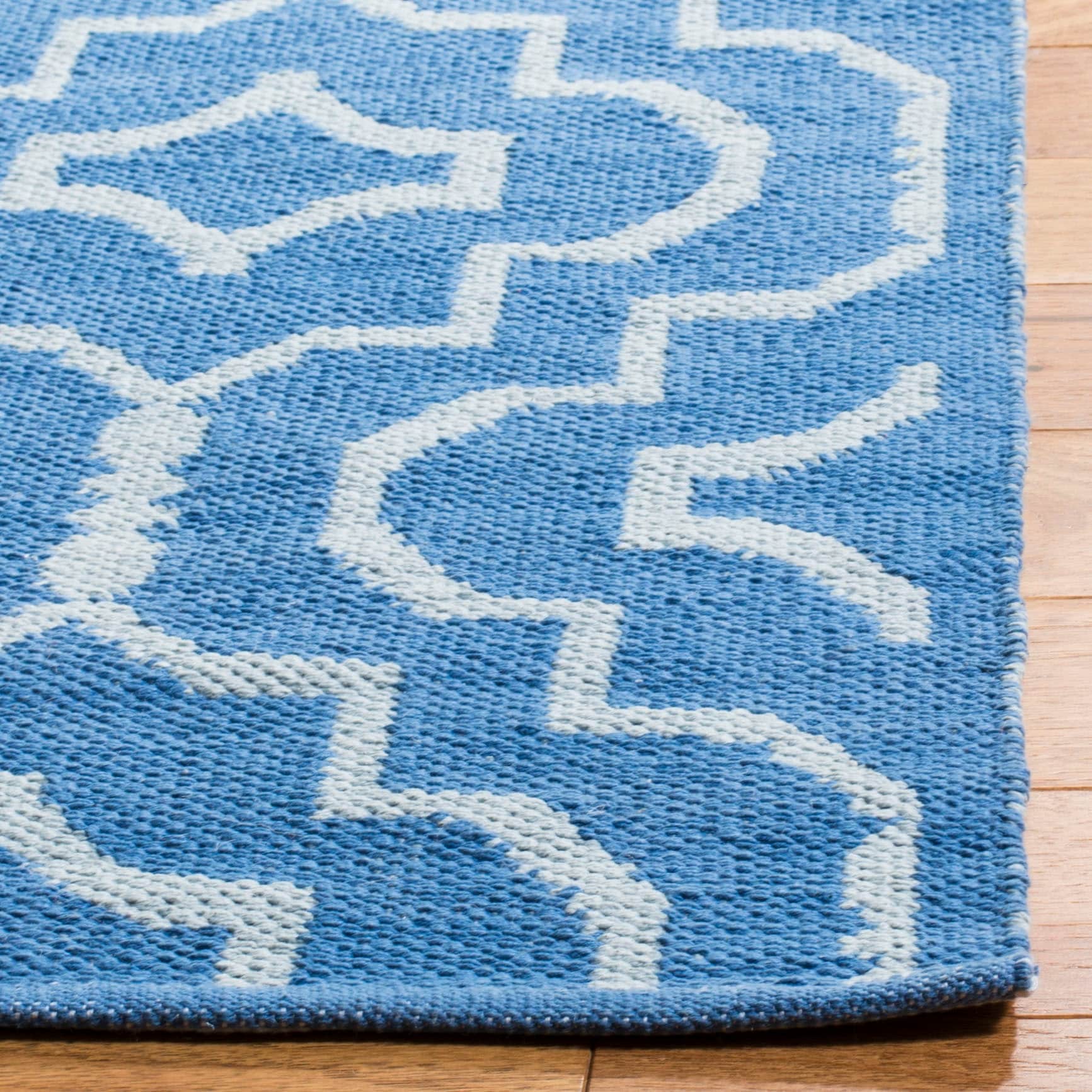 Safavieh MTK722C-5 rugs - View #3